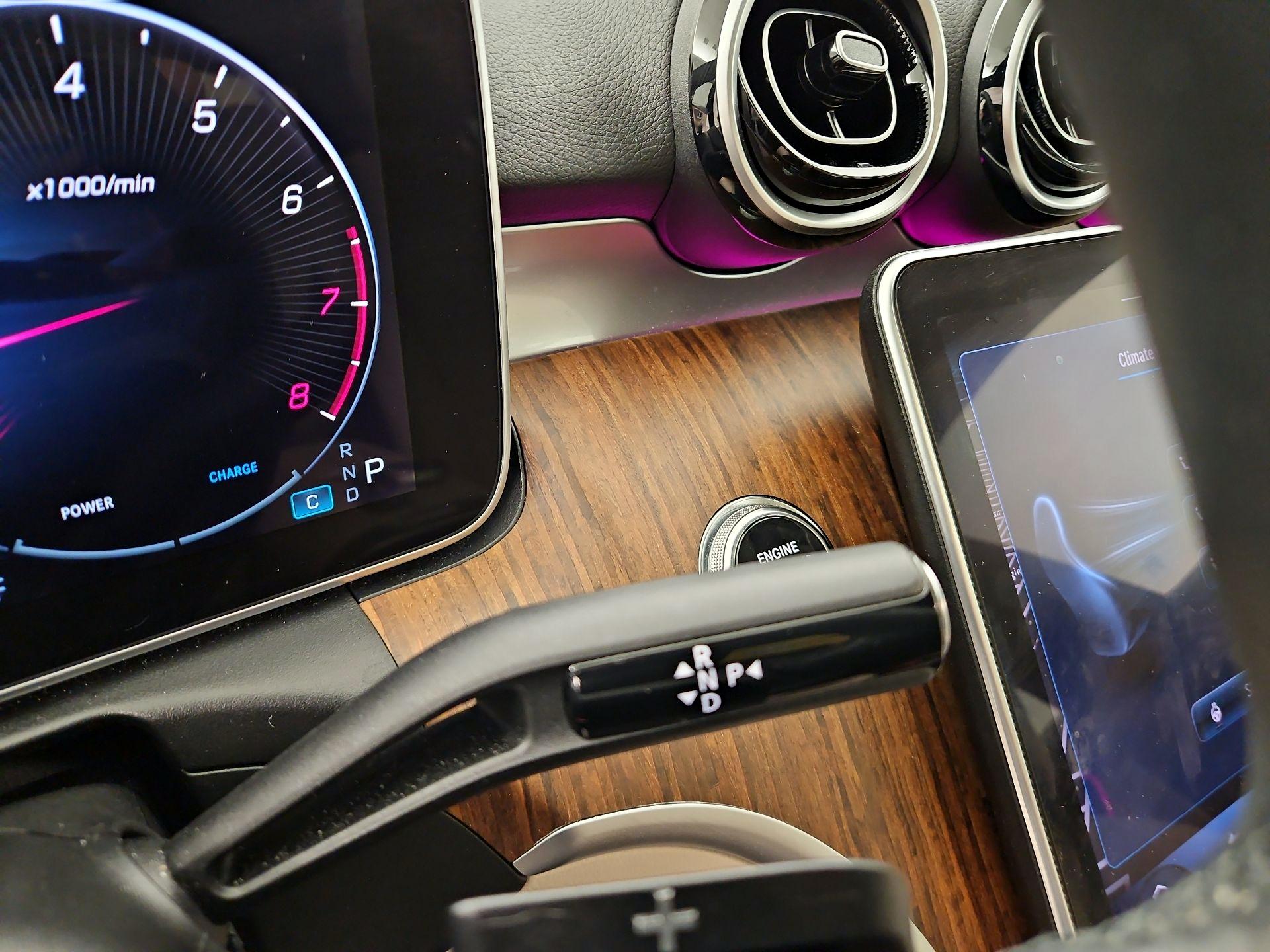 Thumbnail: 2024 Mercedes-Benz C-Class - 18