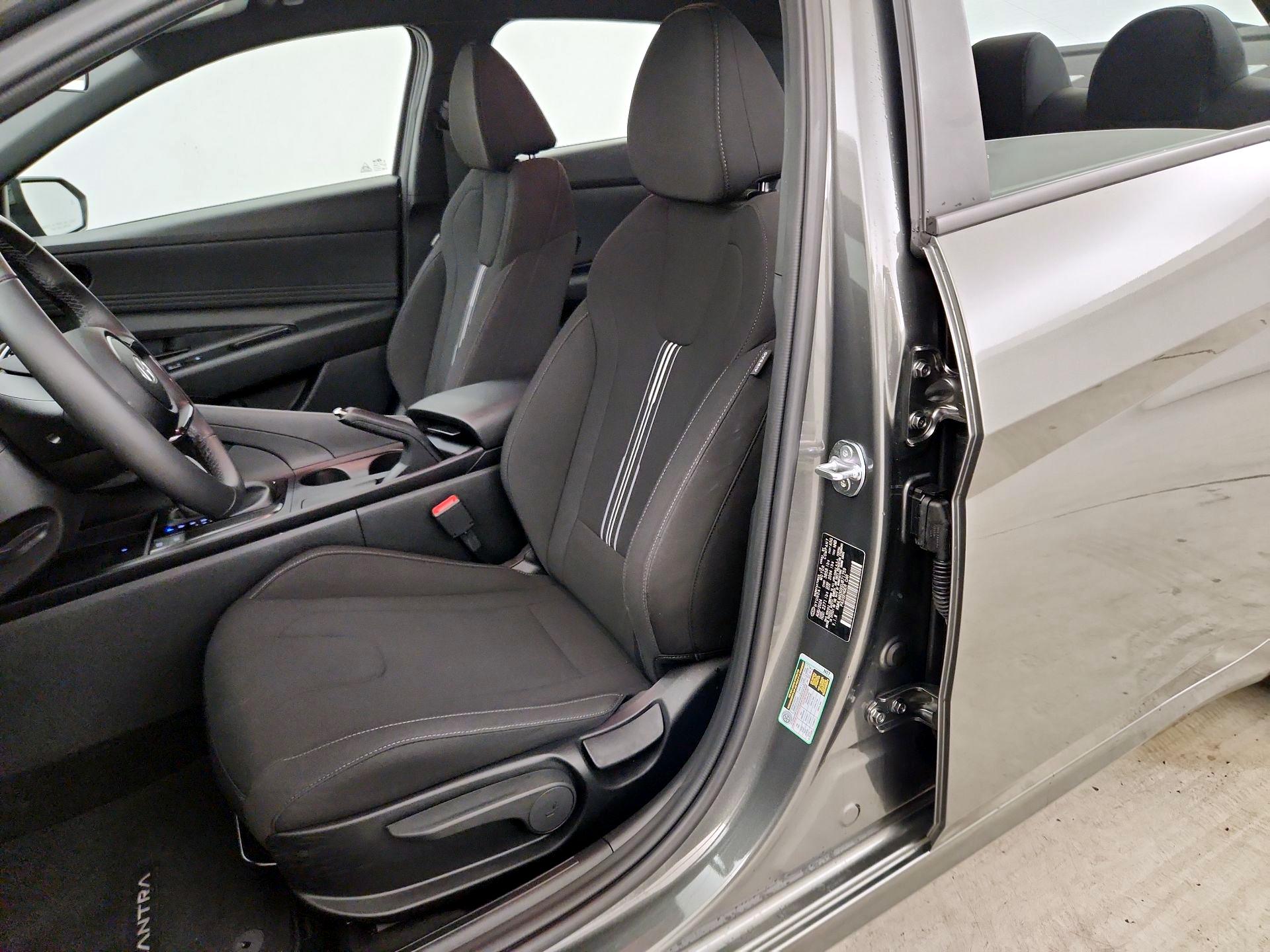 Thumbnail: 2025 Hyundai Elantra - 11