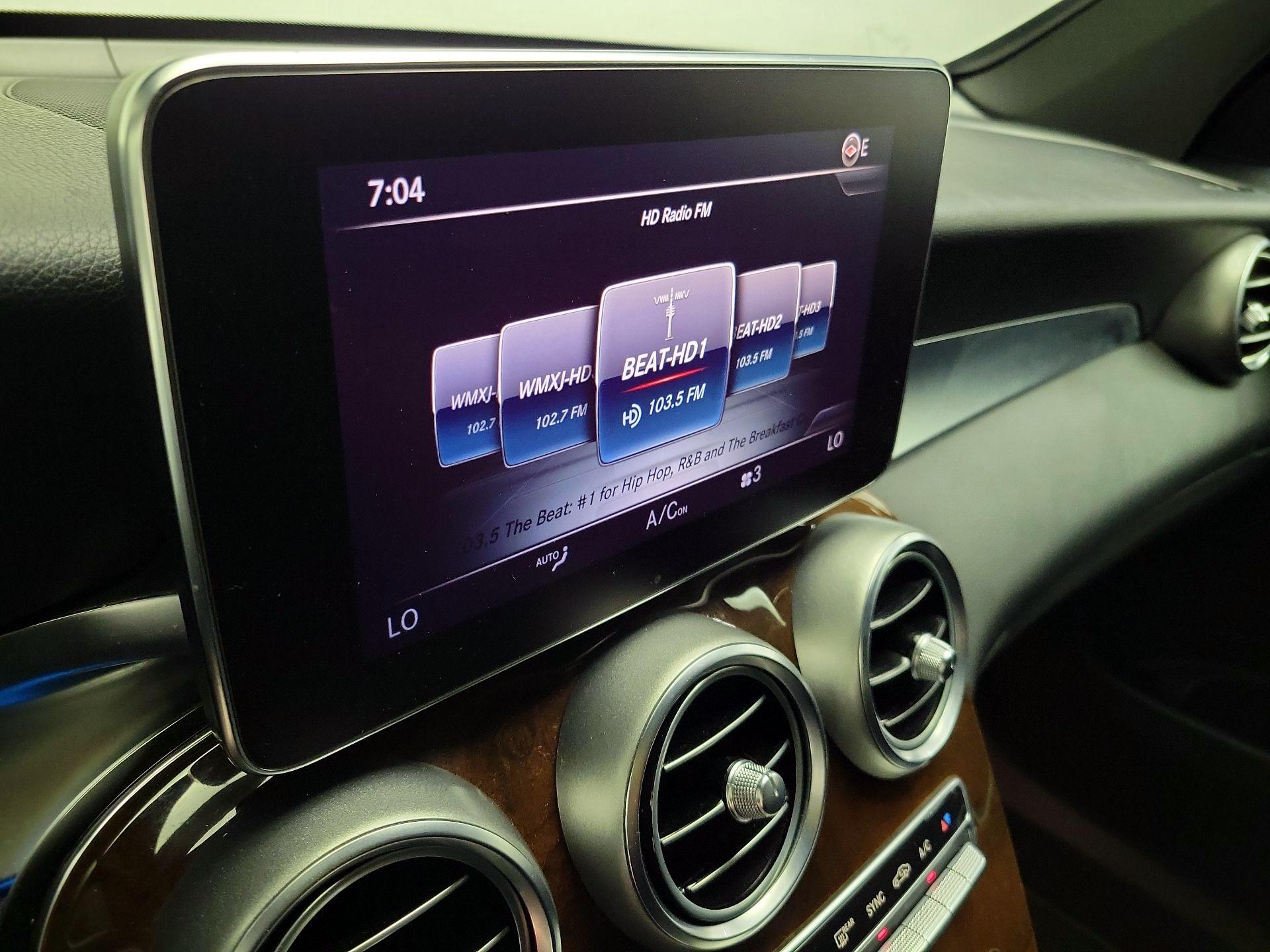 Thumbnail: 2017 Mercedes-Benz GLC - 16