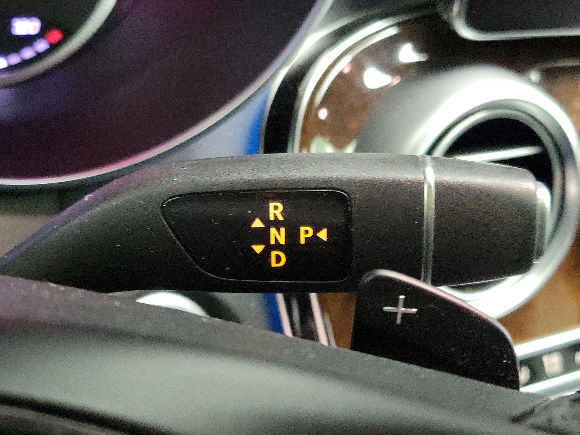 Thumbnail: 2017 Mercedes-Benz GLC - 18