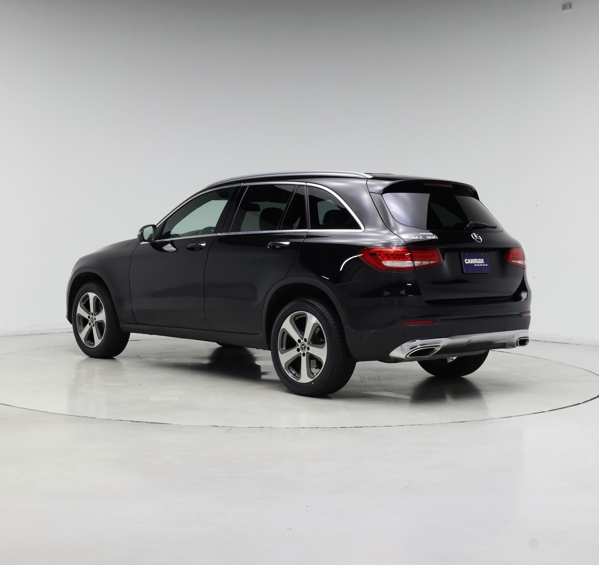 Thumbnail: 2017 Mercedes-Benz GLC - 2