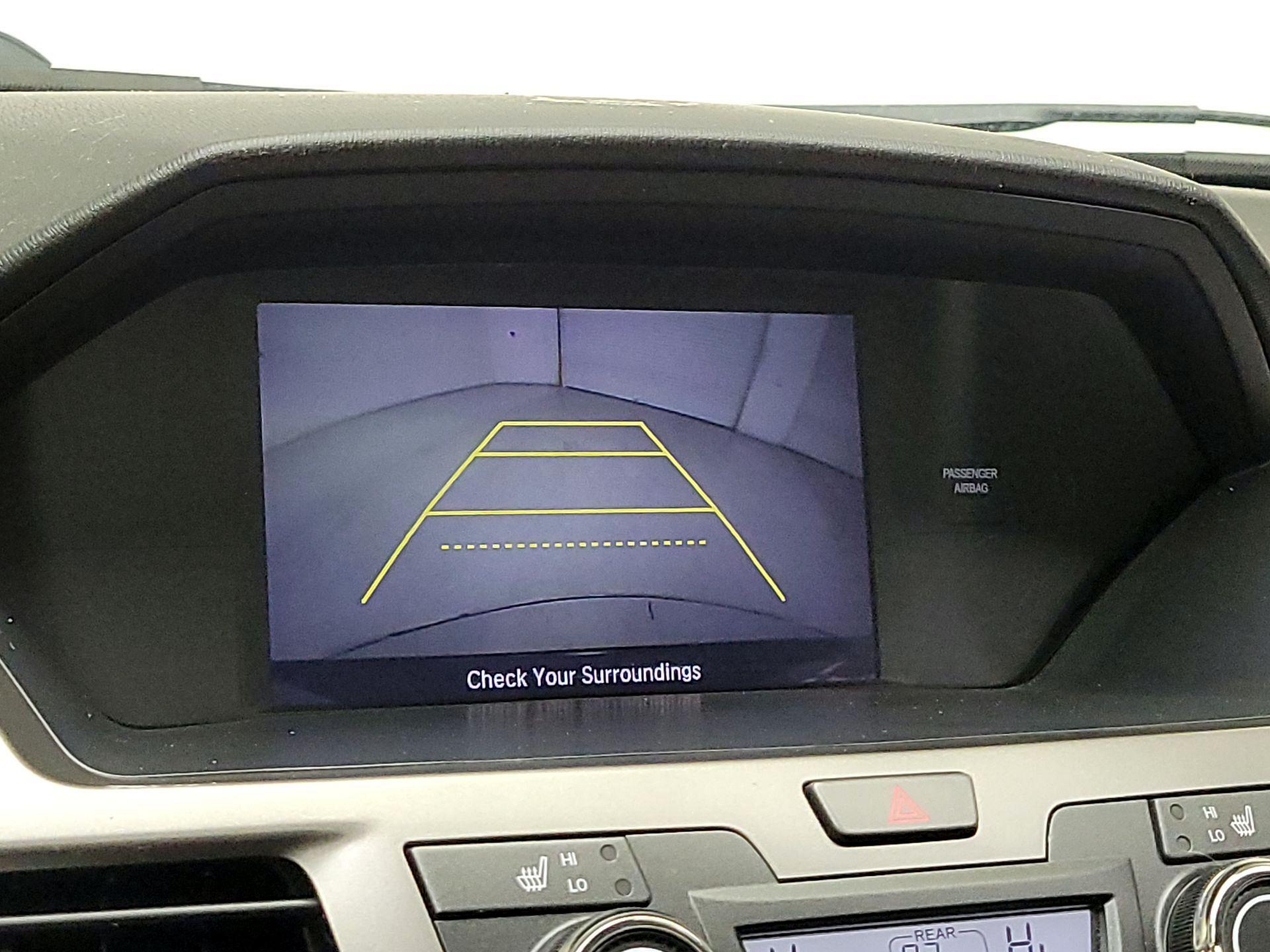 Thumbnail: 2016 Honda Odyssey - 14