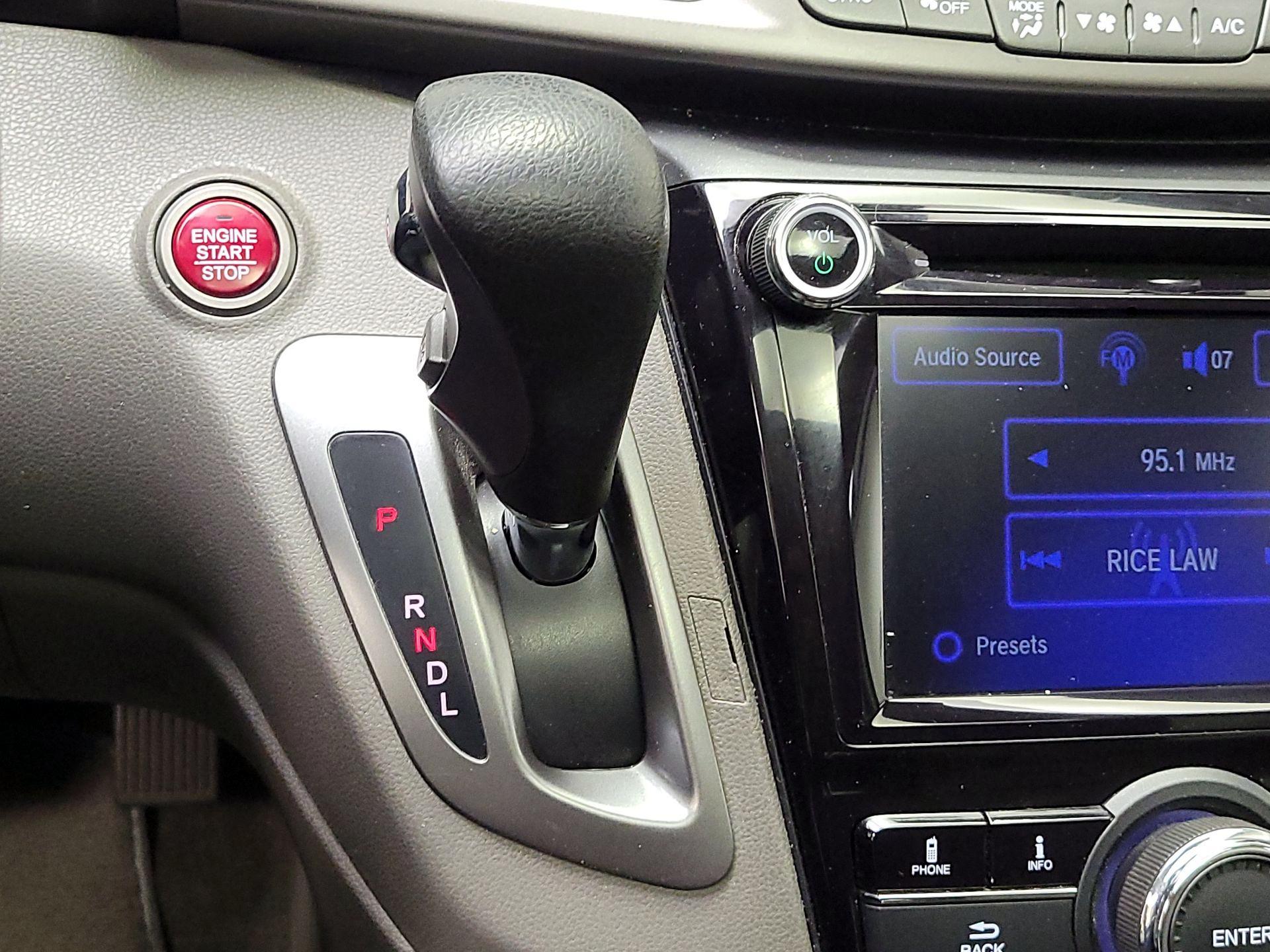 Thumbnail: 2016 Honda Odyssey - 17