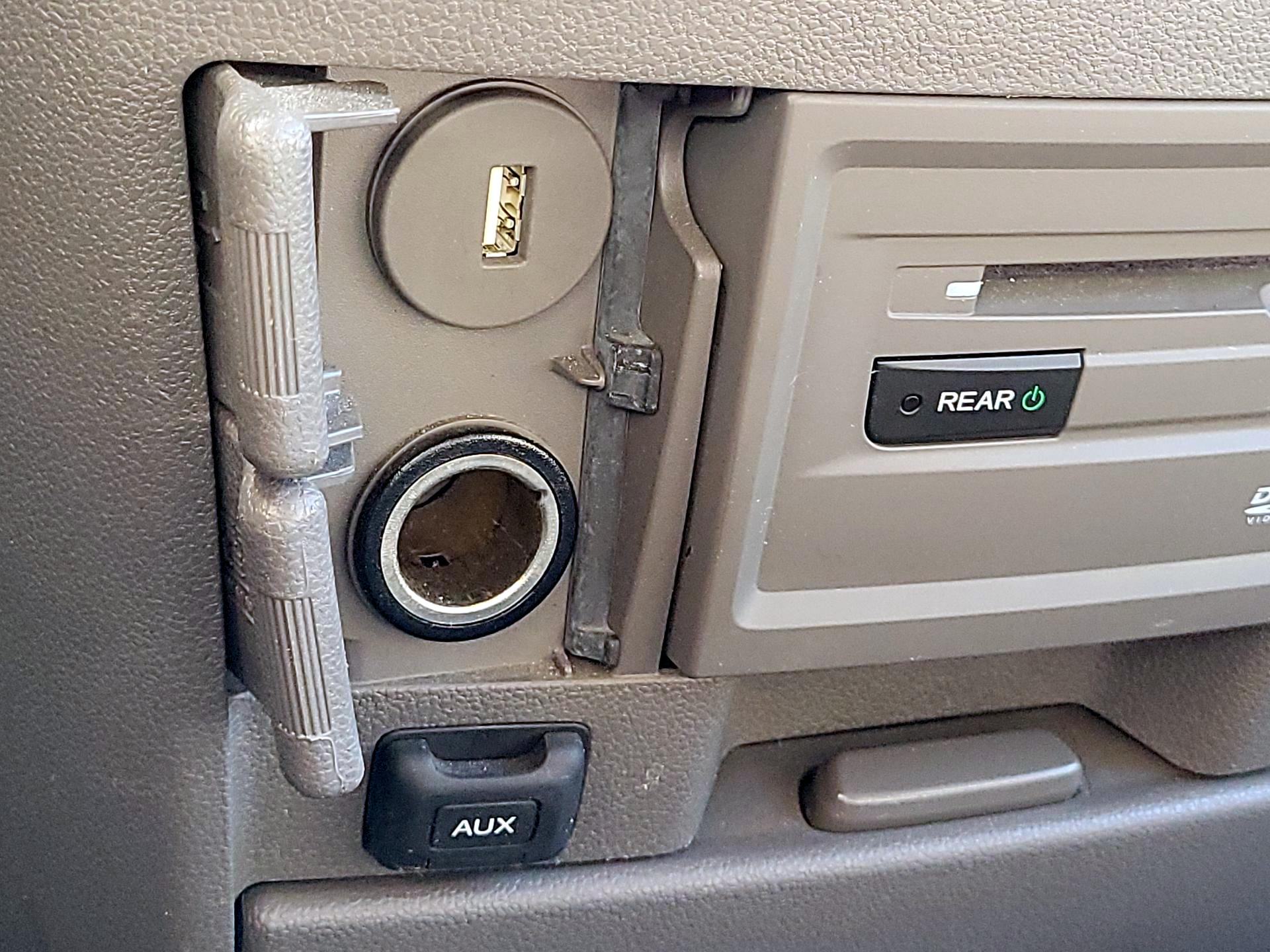 Thumbnail: 2016 Honda Odyssey - 18