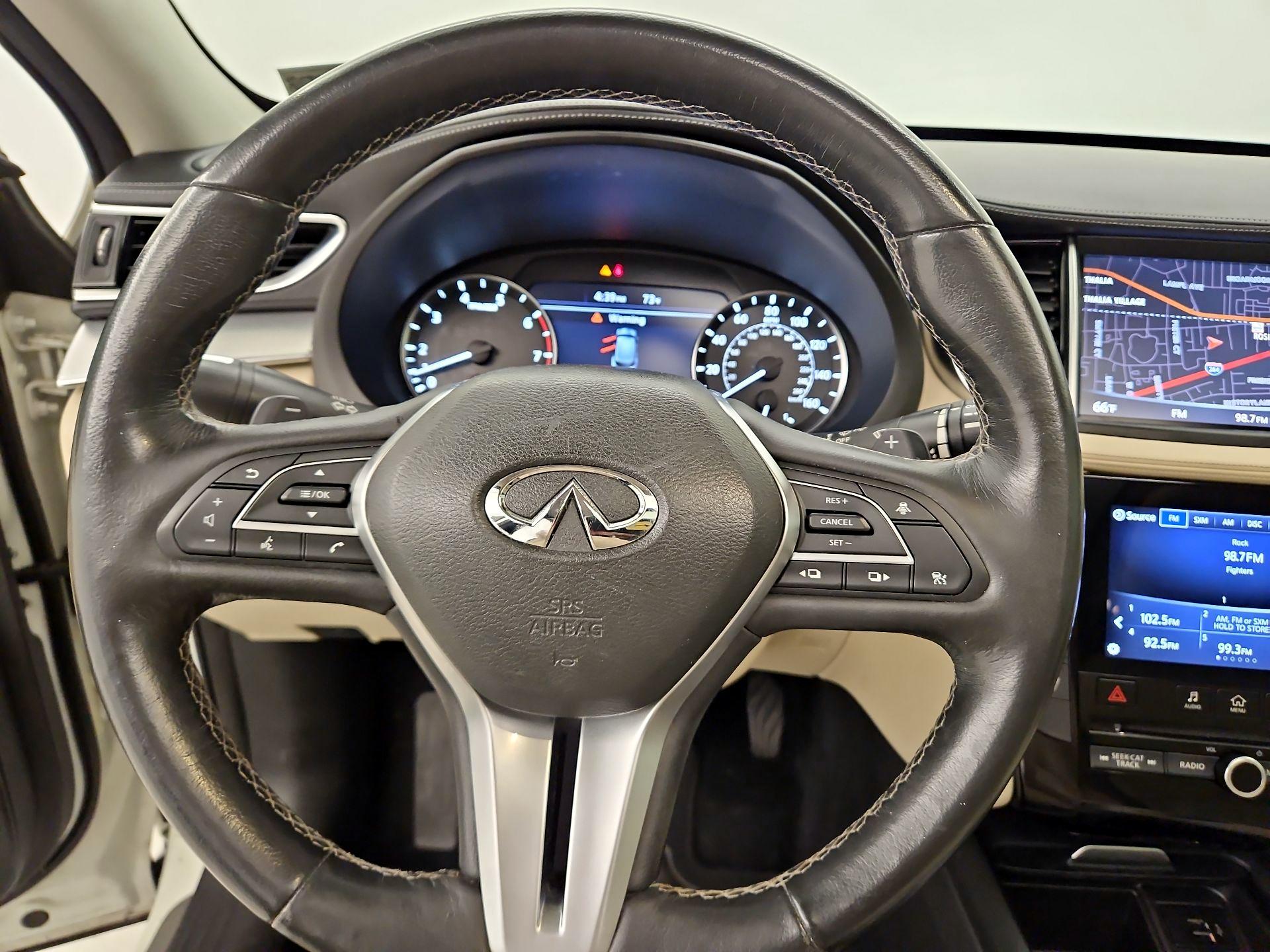 Thumbnail: 2019 INFINITI QX50 - 10