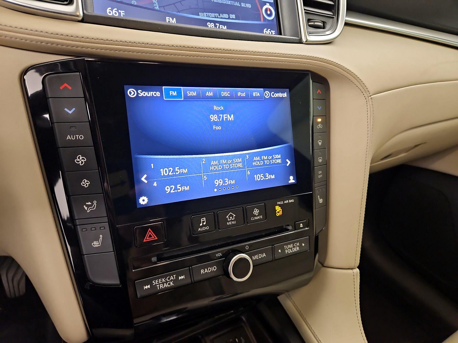 Thumbnail: 2019 INFINITI QX50 - 16