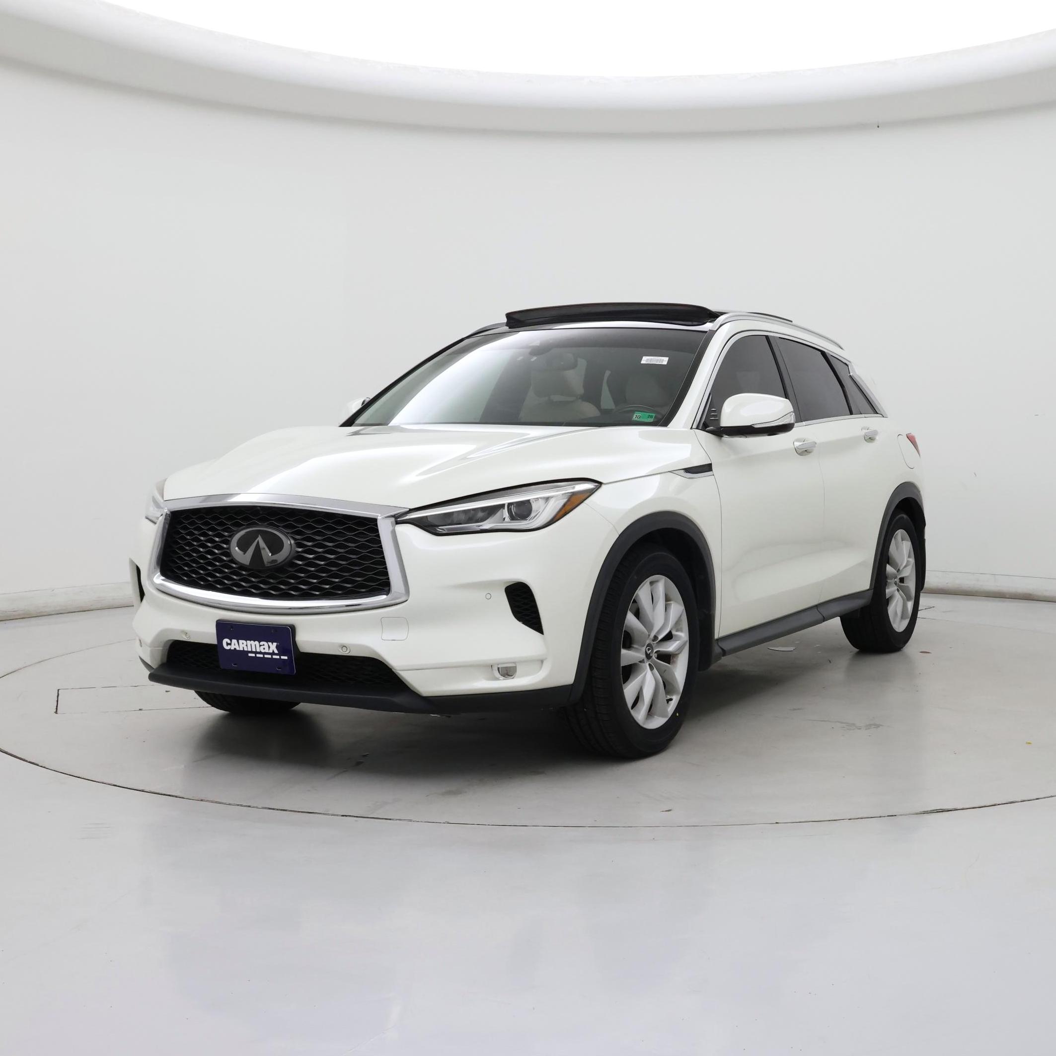 Thumbnail: 2019 INFINITI QX50 - 4
