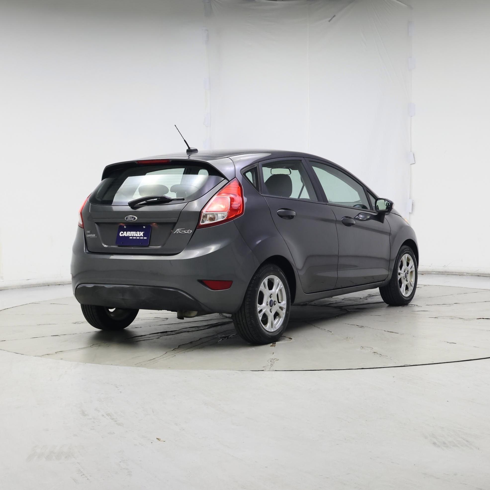 Thumbnail: 2015 Ford Fiesta - 8
