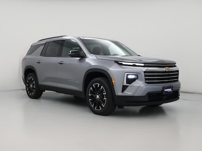 Gray 2025 Chevrolet Traverse LT