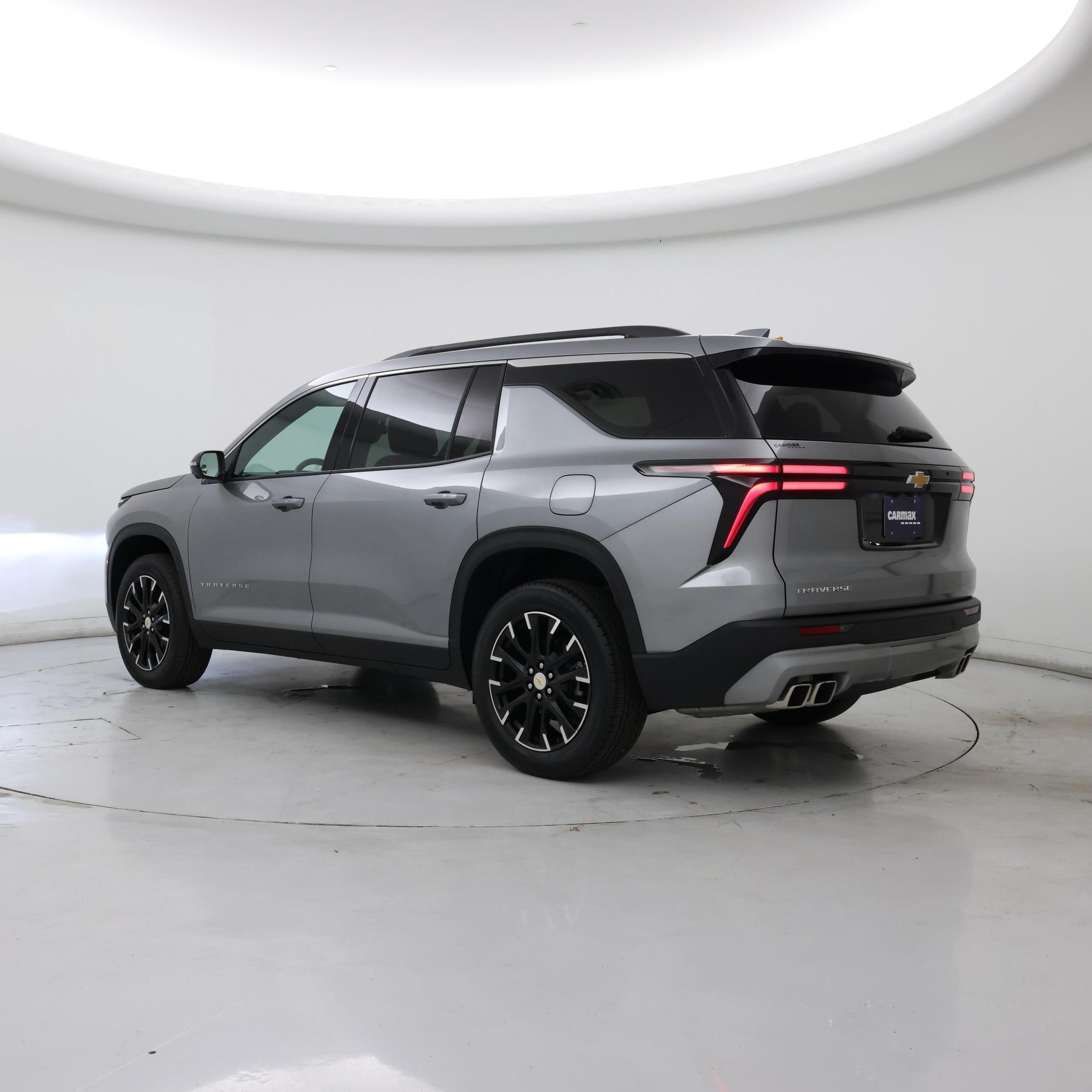 Thumbnail: 2025 Chevrolet Traverse - 2