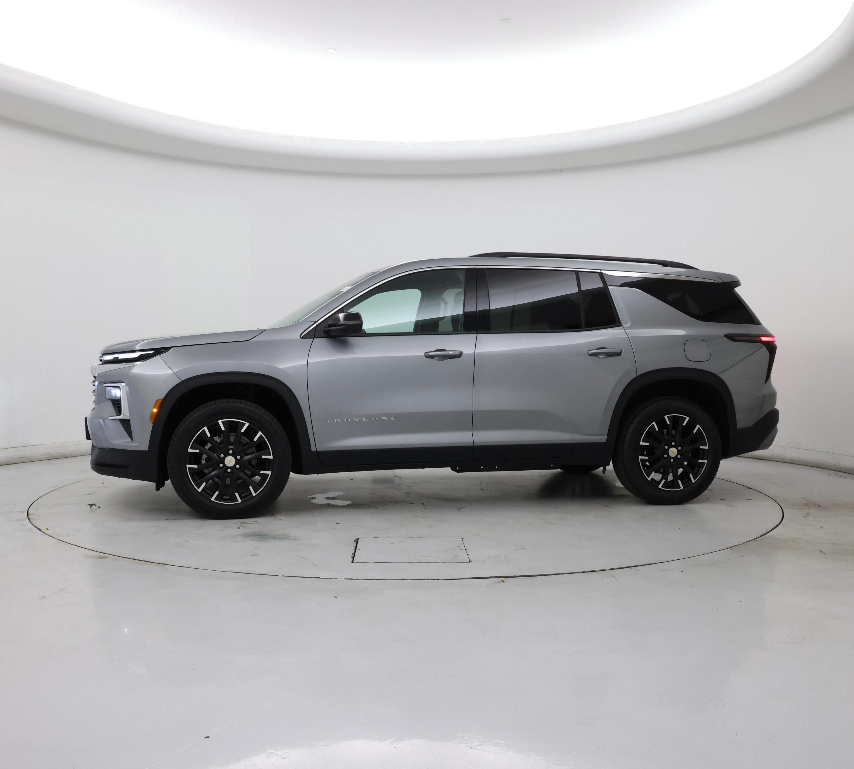 Thumbnail: 2025 Chevrolet Traverse - 3