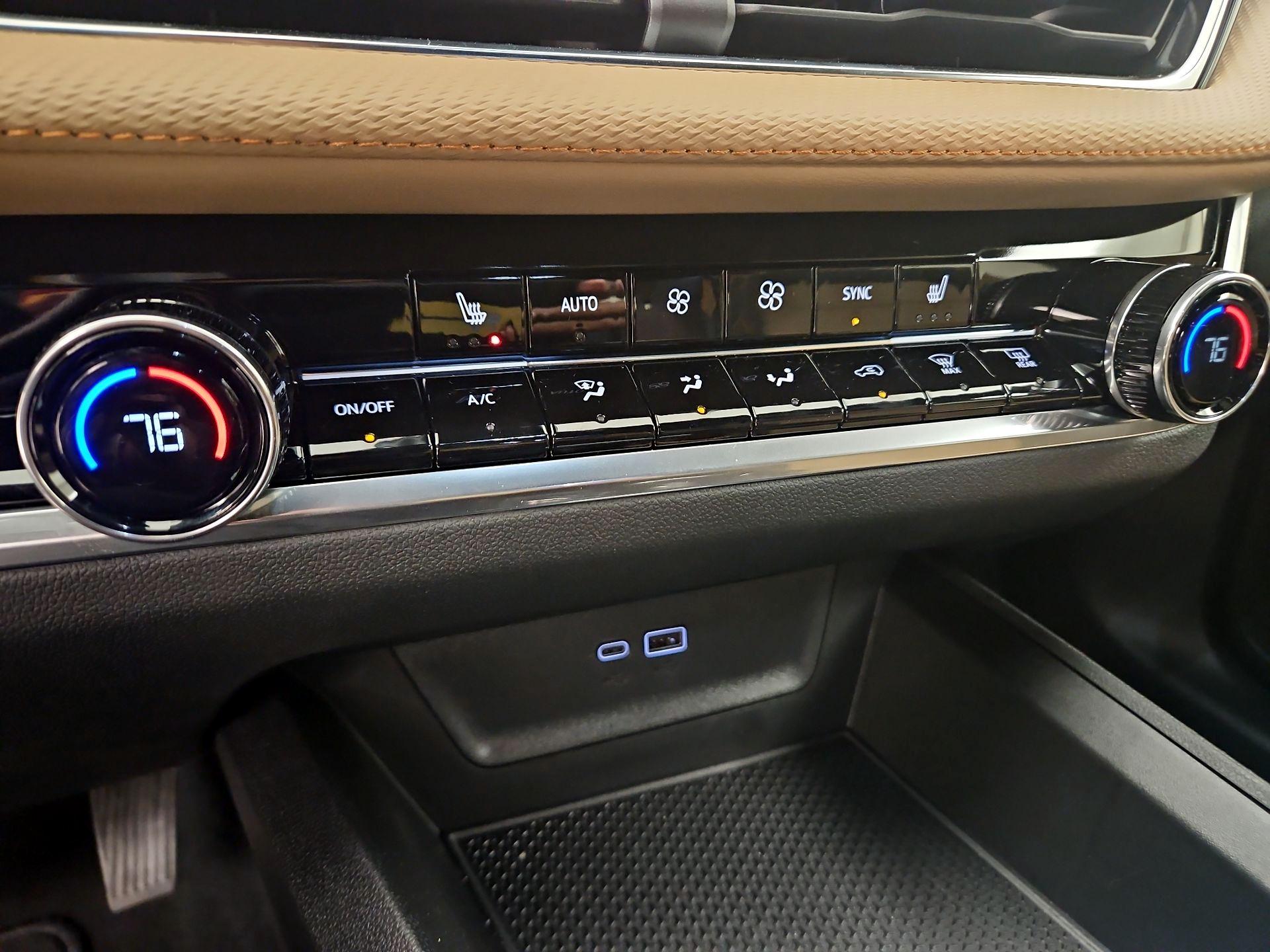 Thumbnail: 2026 Chevrolet Equinox - 16