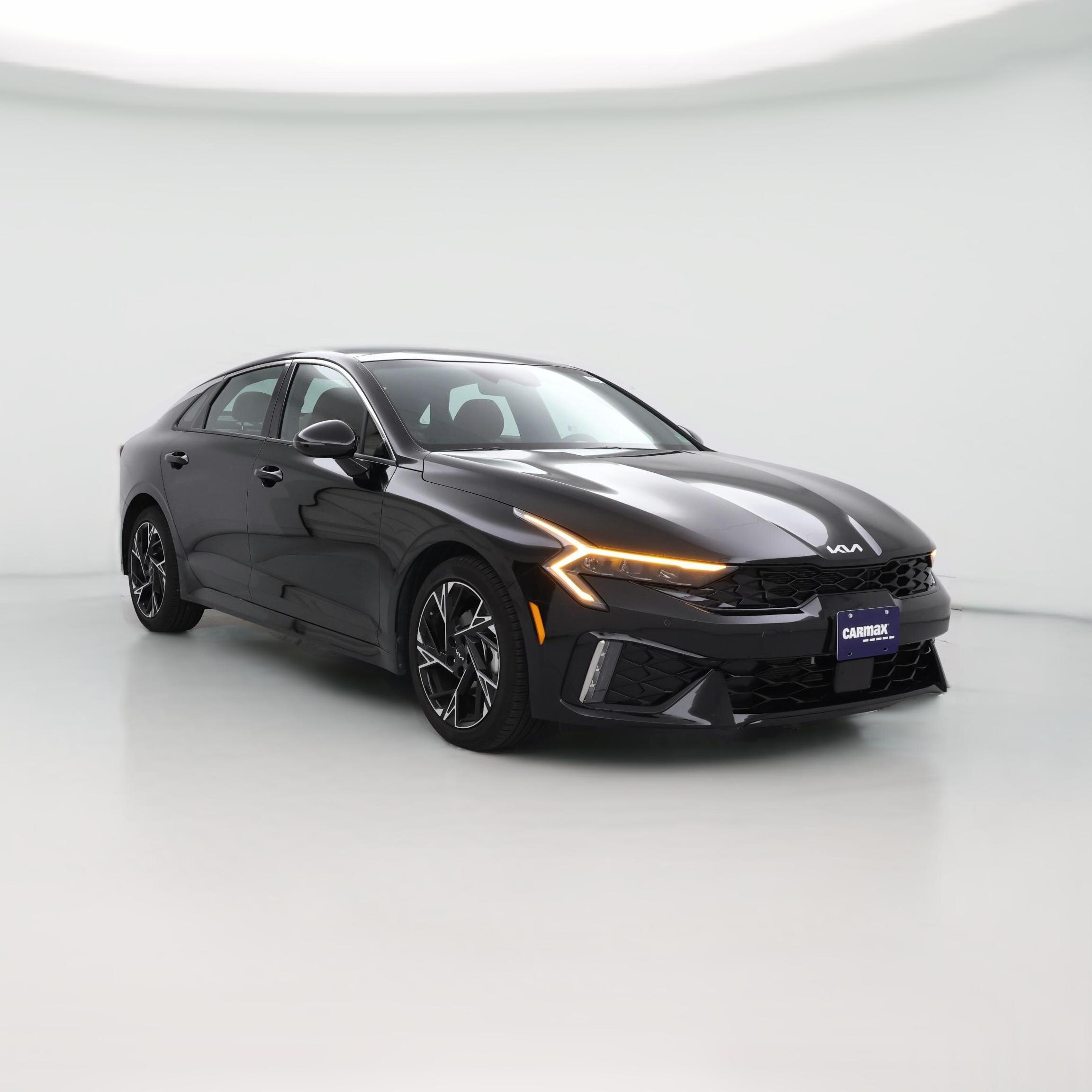 Thumbnail: 2025 Kia K5 - 1