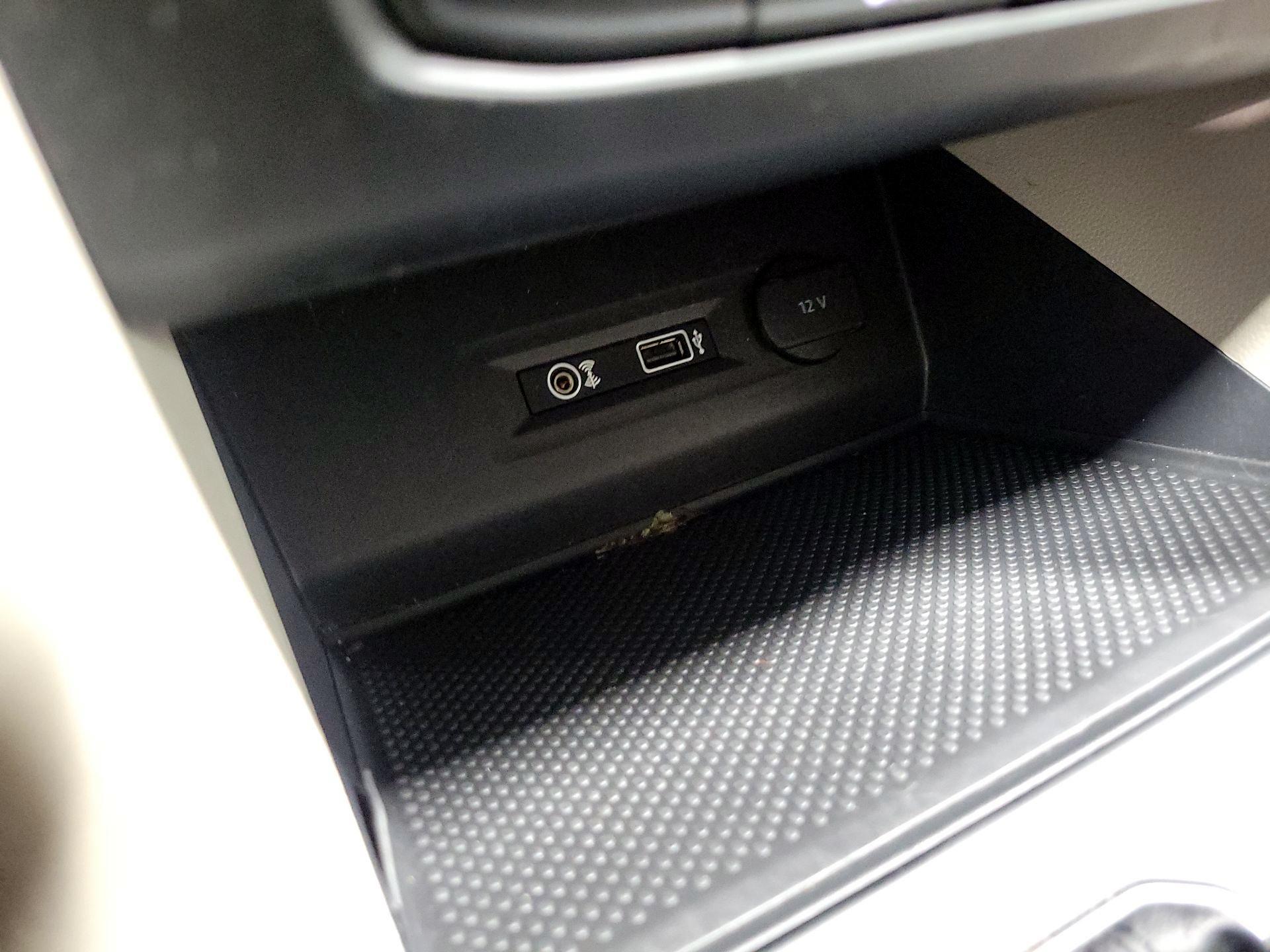 Thumbnail: 2019 Volkswagen Atlas - 17