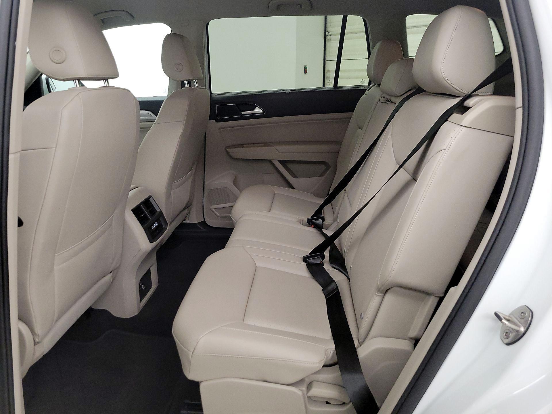 Thumbnail: 2019 Volkswagen Atlas - 18