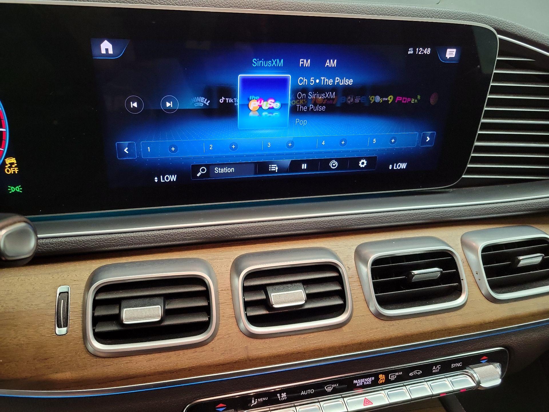 Thumbnail: 2021 Mercedes-Benz GLE - 16