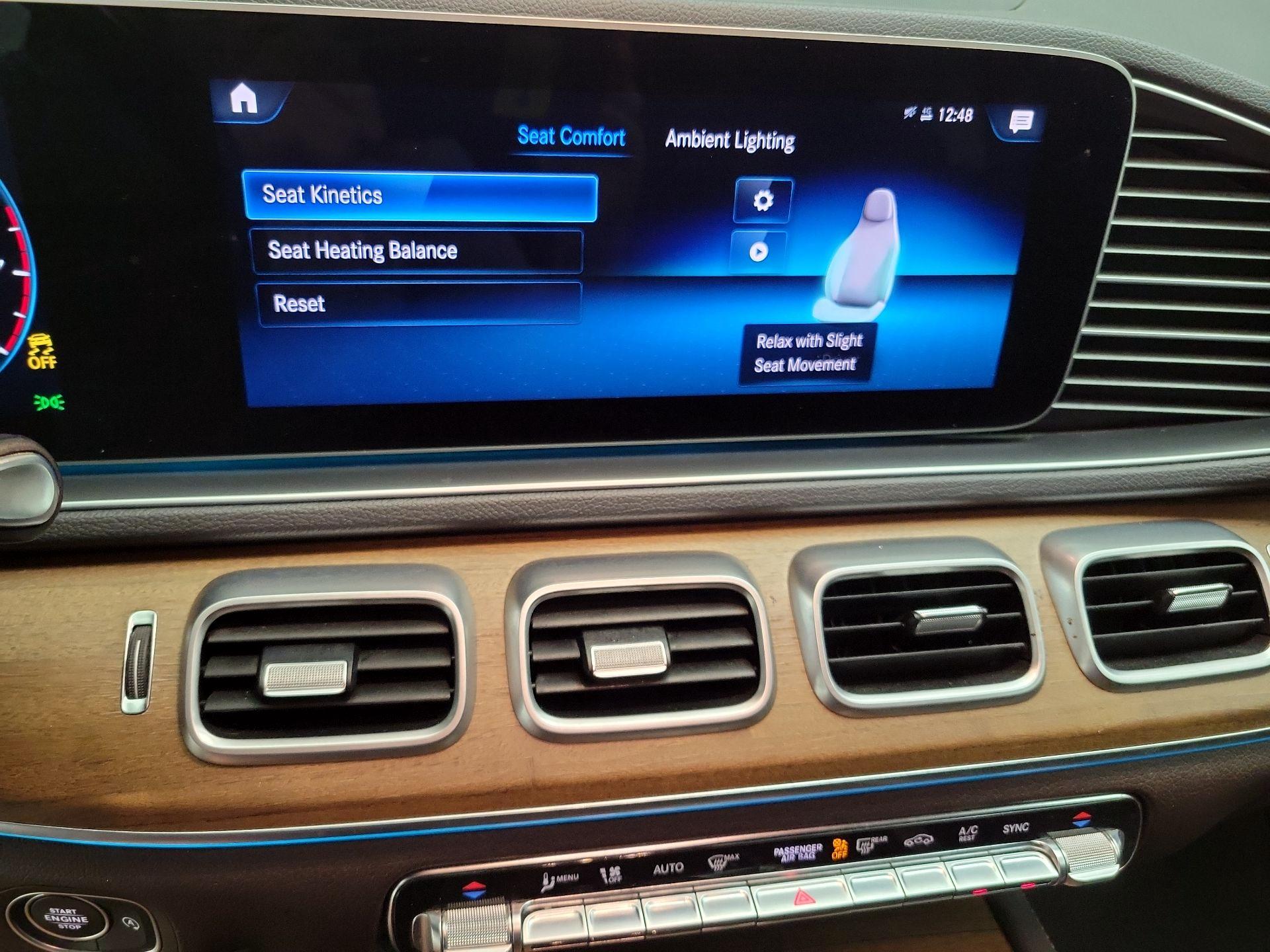 Thumbnail: 2021 Mercedes-Benz GLE - 17