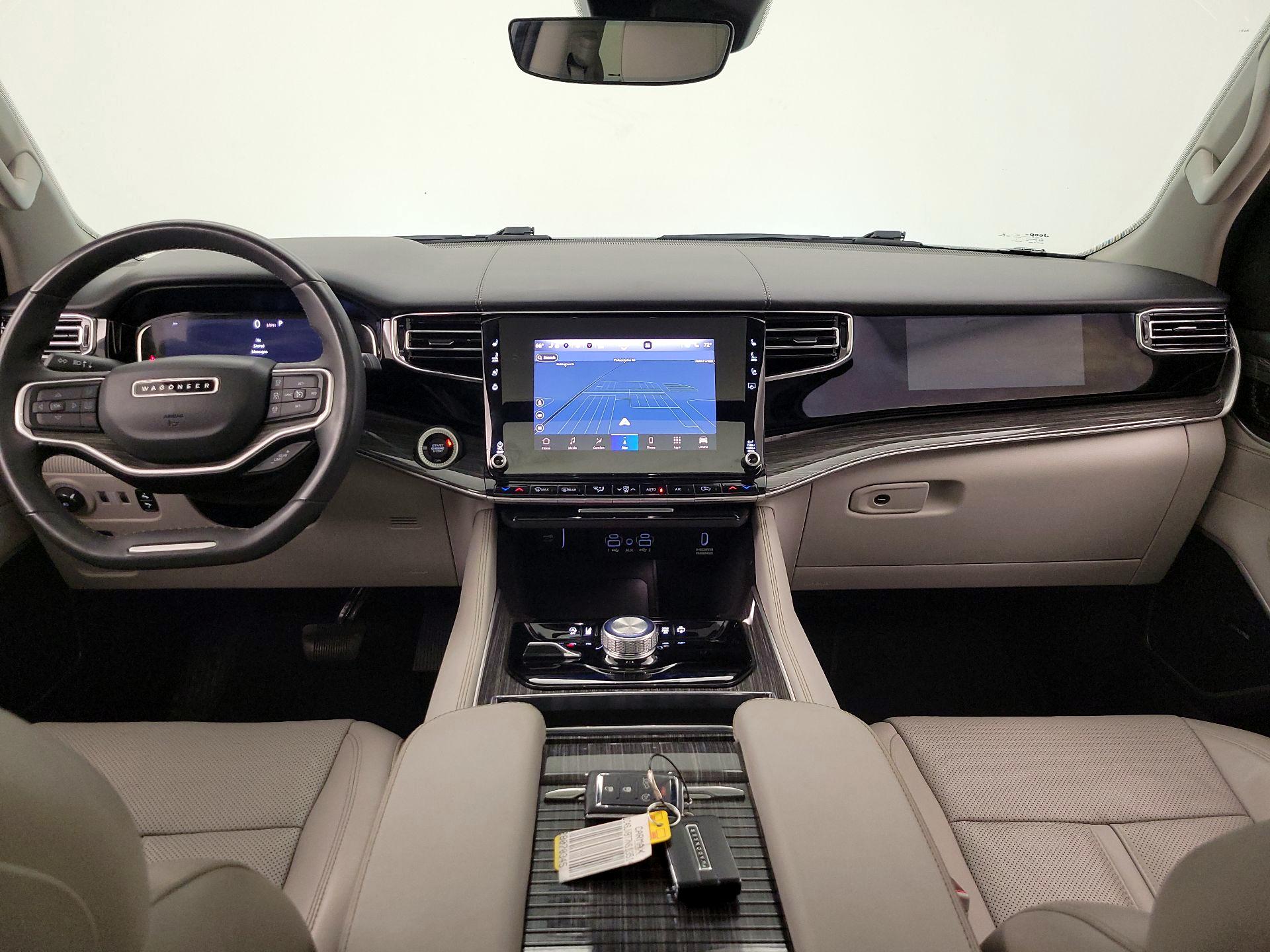 Thumbnail: 2022 Jeep Wagoneer - 9