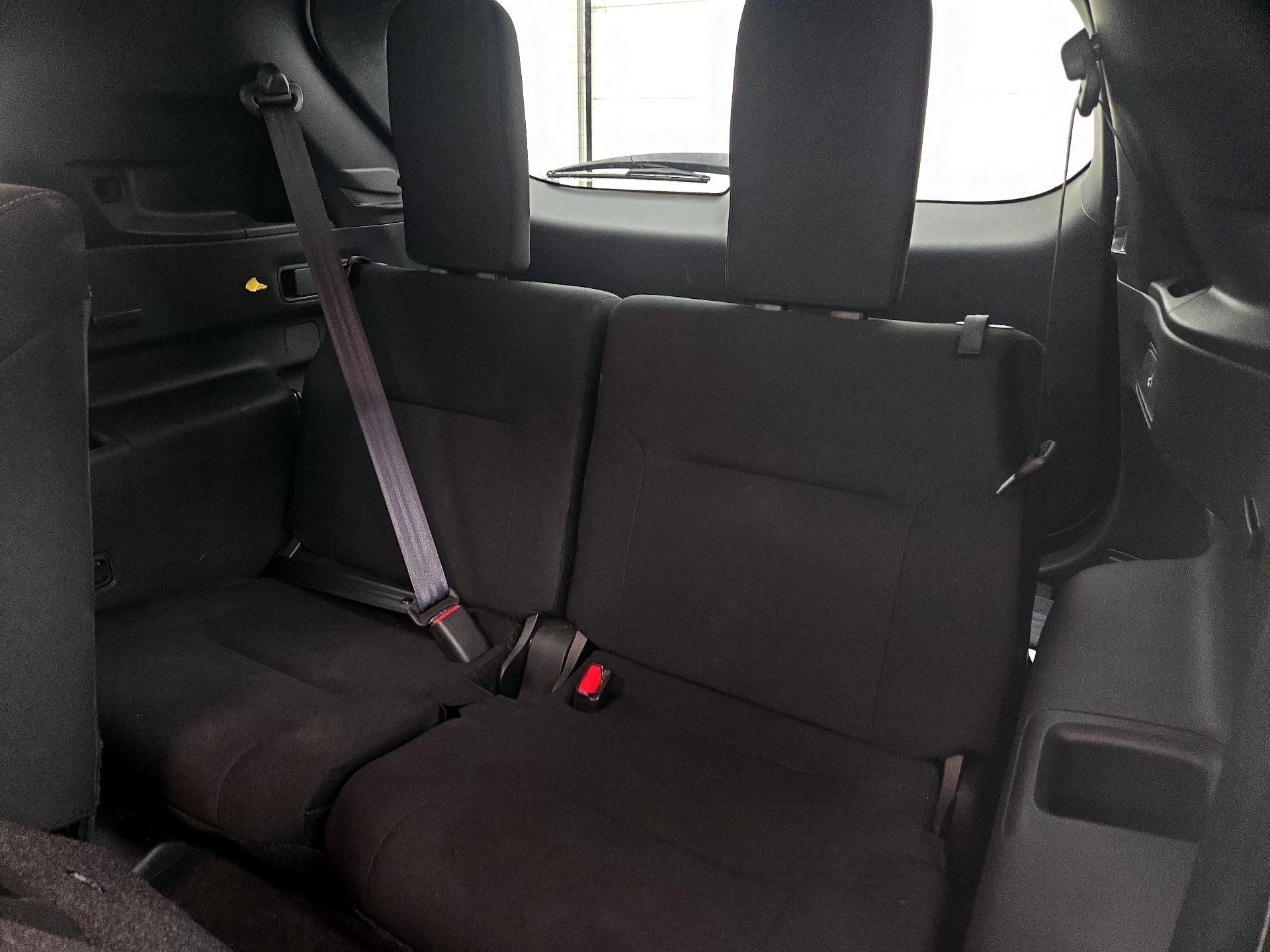 Thumbnail: 2022 Mitsubishi Outlander - 20