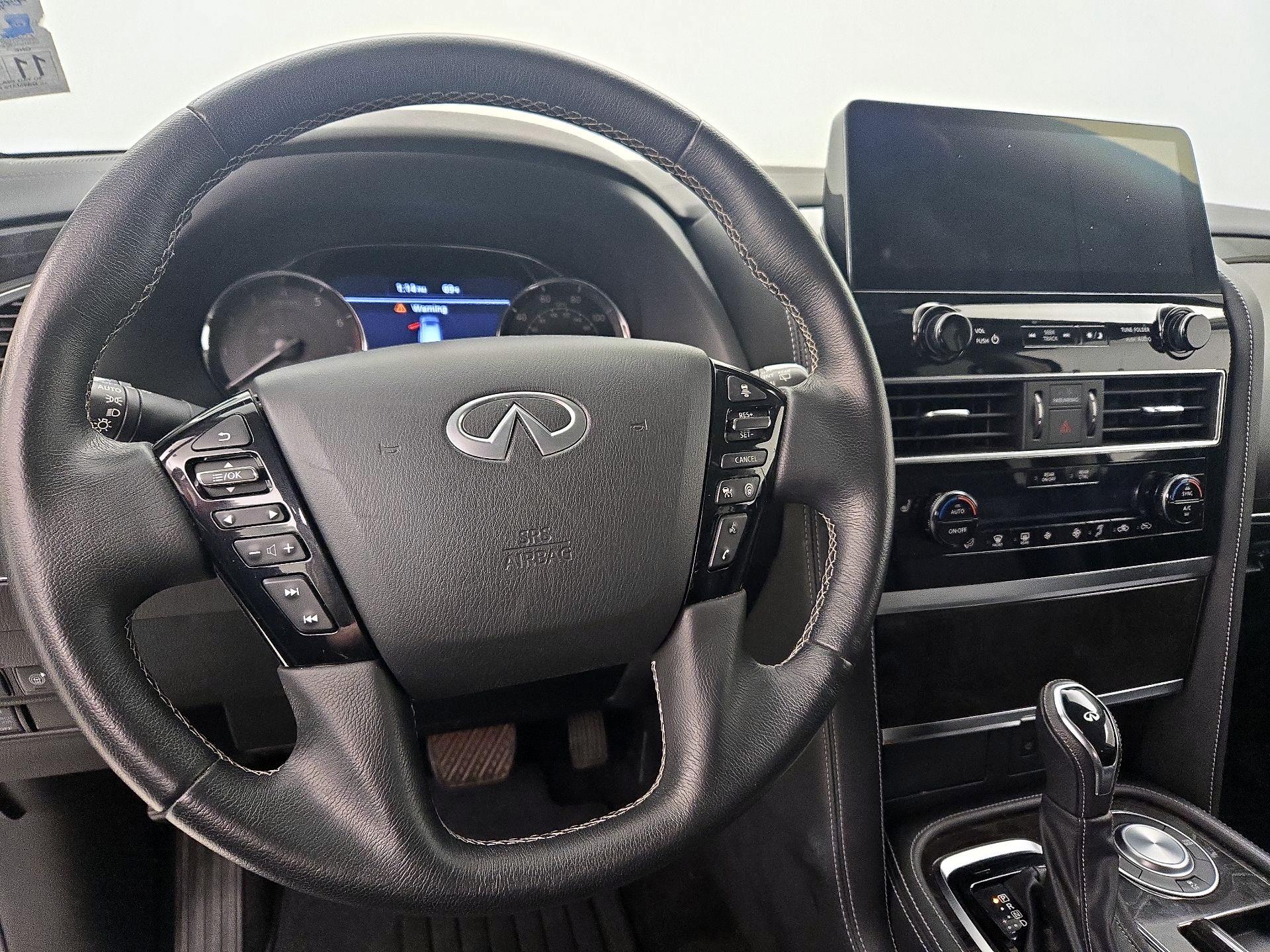 Thumbnail: 2022 INFINITI QX80 - 10