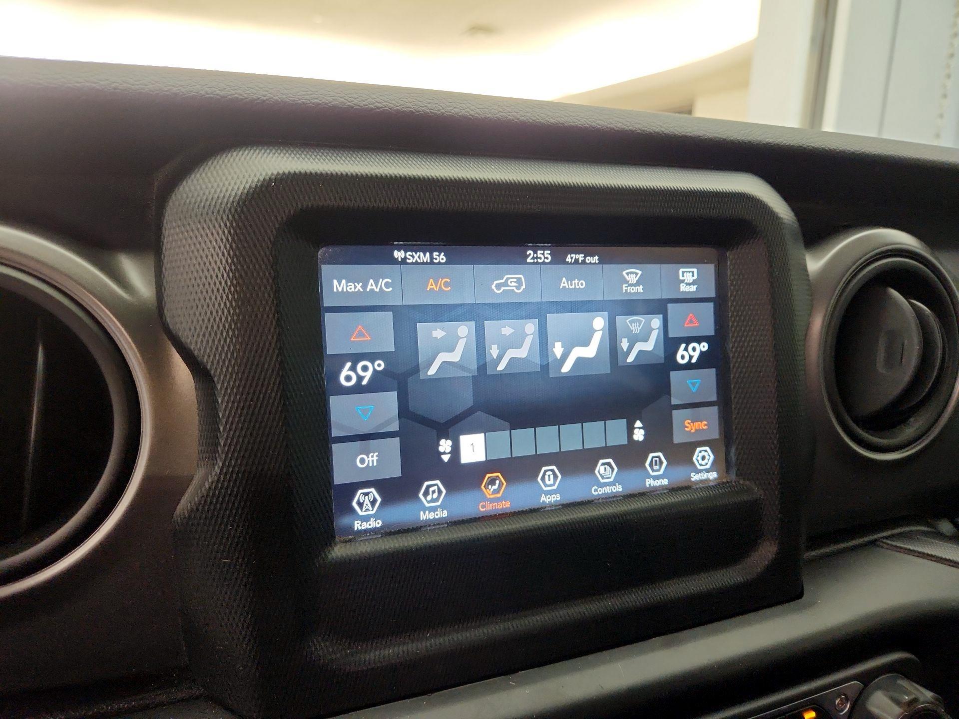 Thumbnail: 2021 Jeep Wrangler - 16