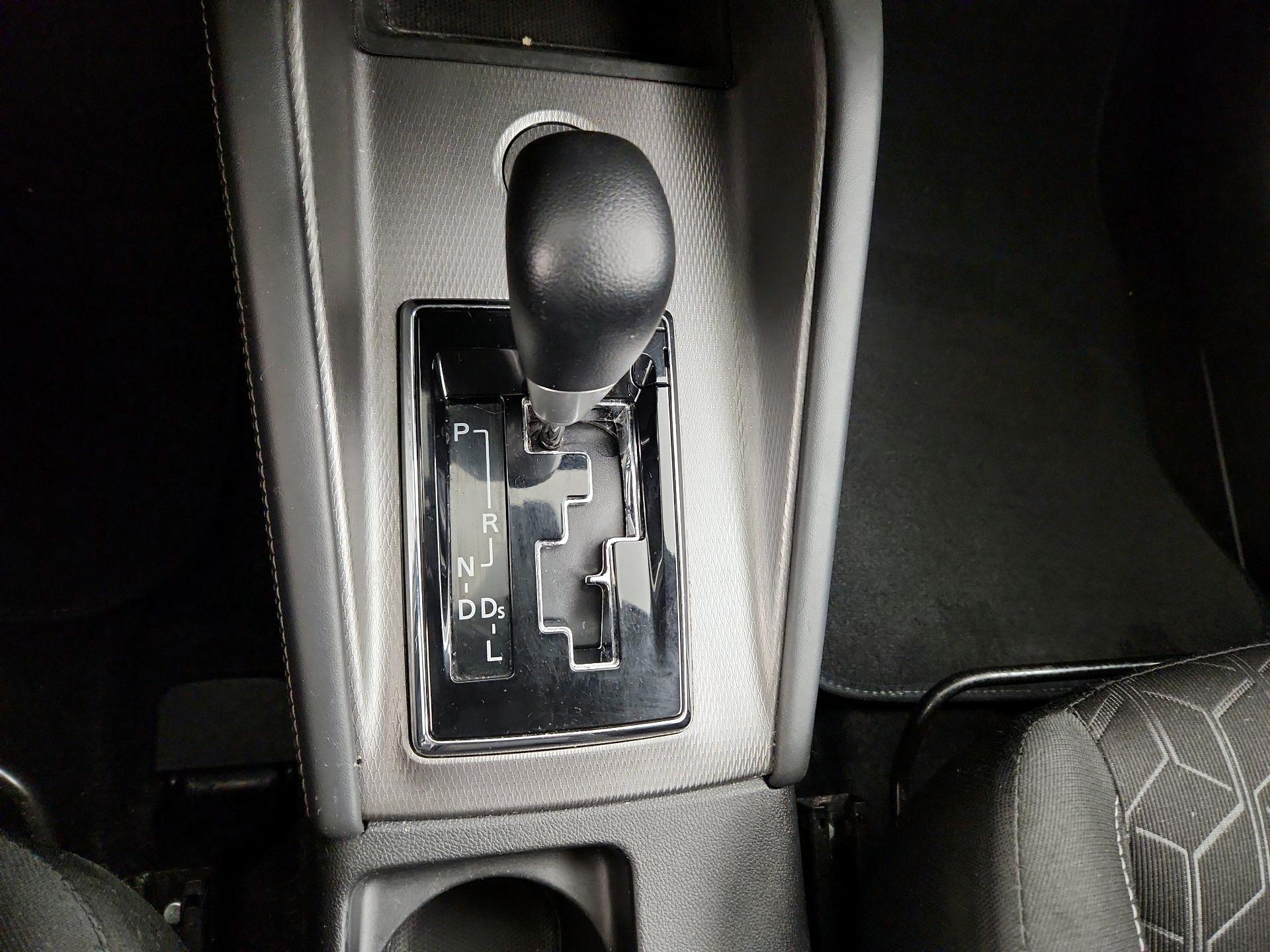 Thumbnail: 2022 Mitsubishi Outlander Sport - 17