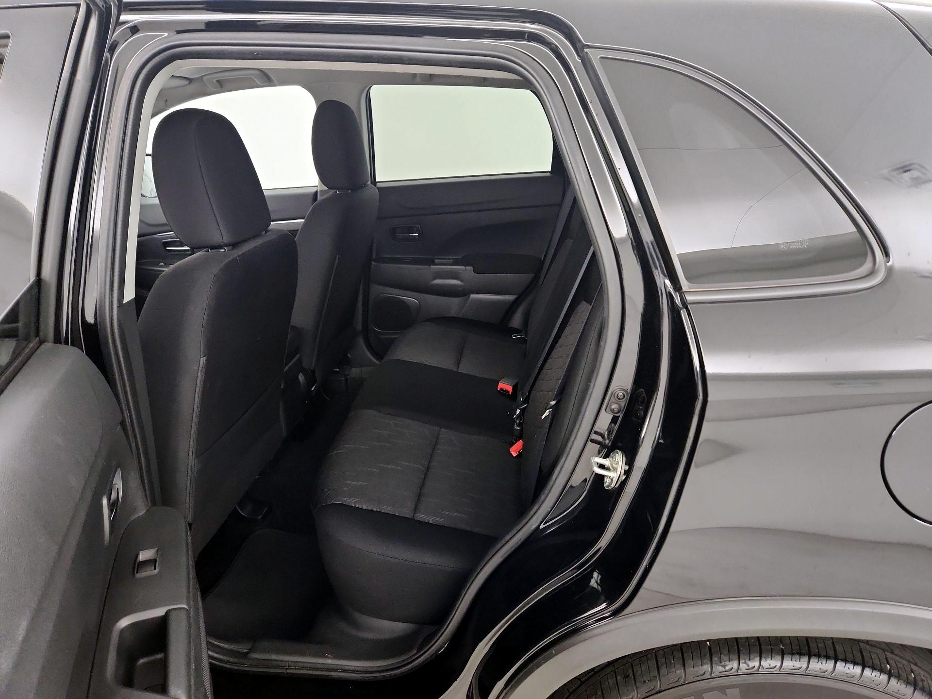 Thumbnail: 2022 Mitsubishi Outlander Sport - 19