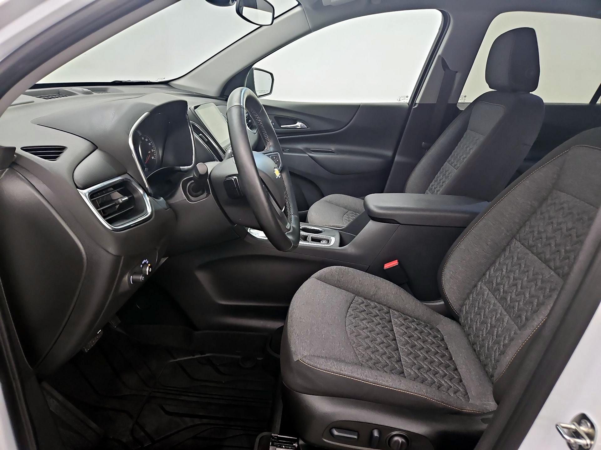 Thumbnail: 2023 Chevrolet Equinox - 11