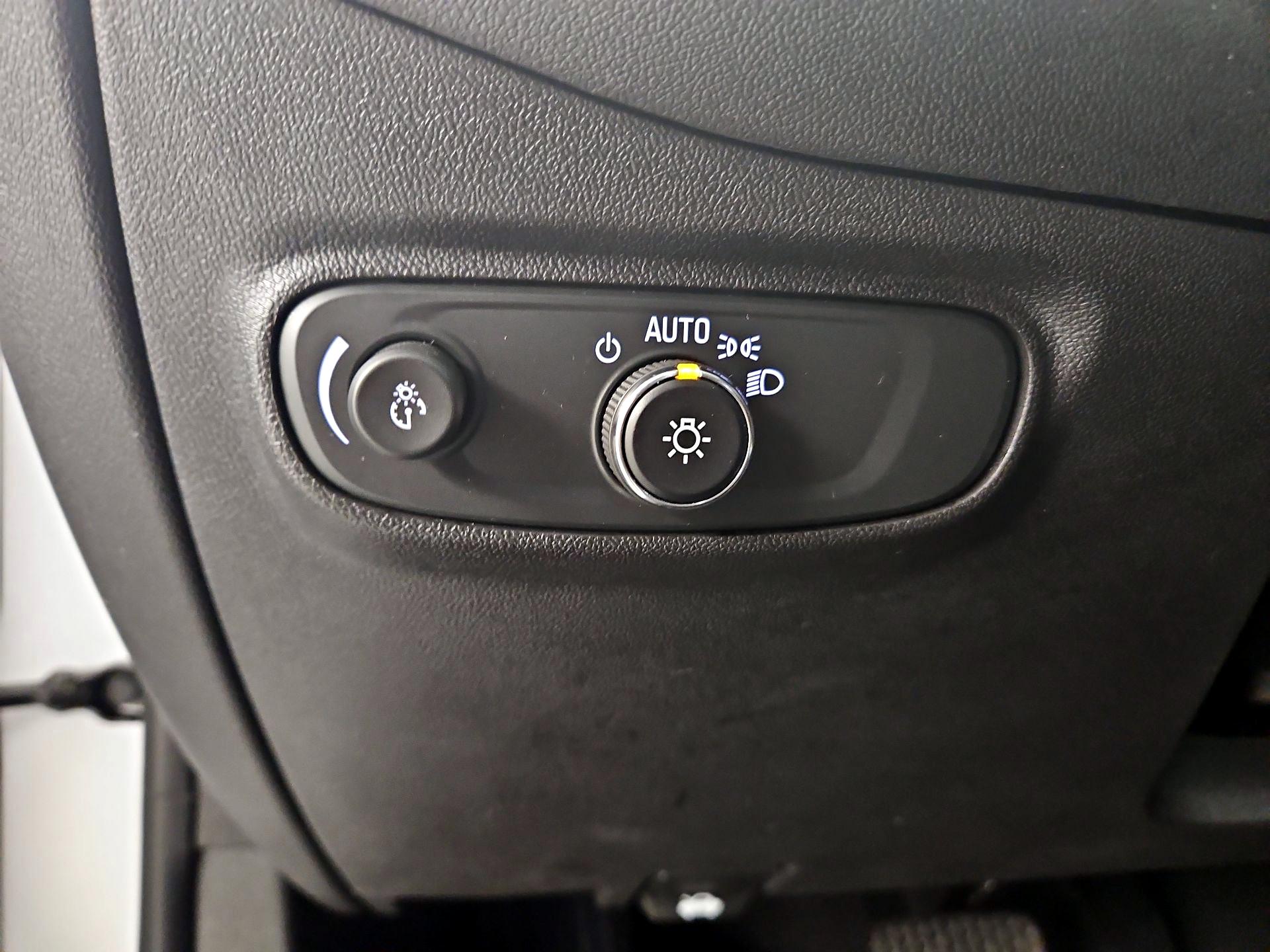 Thumbnail: 2023 Chevrolet Equinox - 13