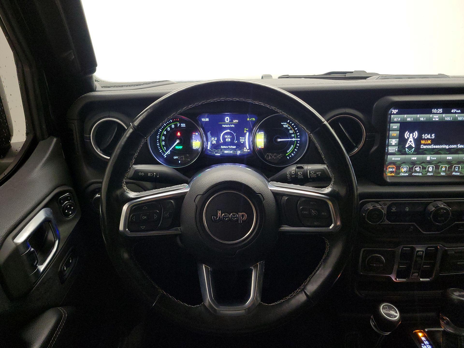 Thumbnail: 2022 Jeep Wrangler - 10