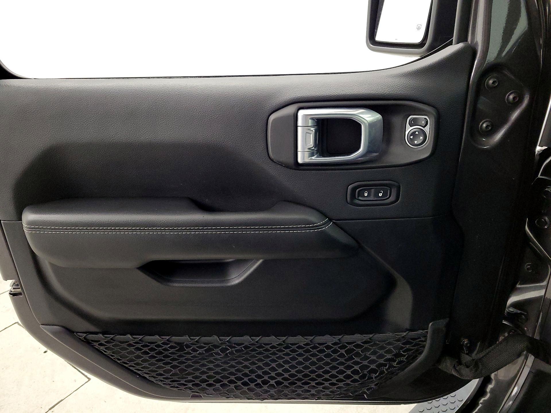 Thumbnail: 2021 Jeep Wrangler - 12