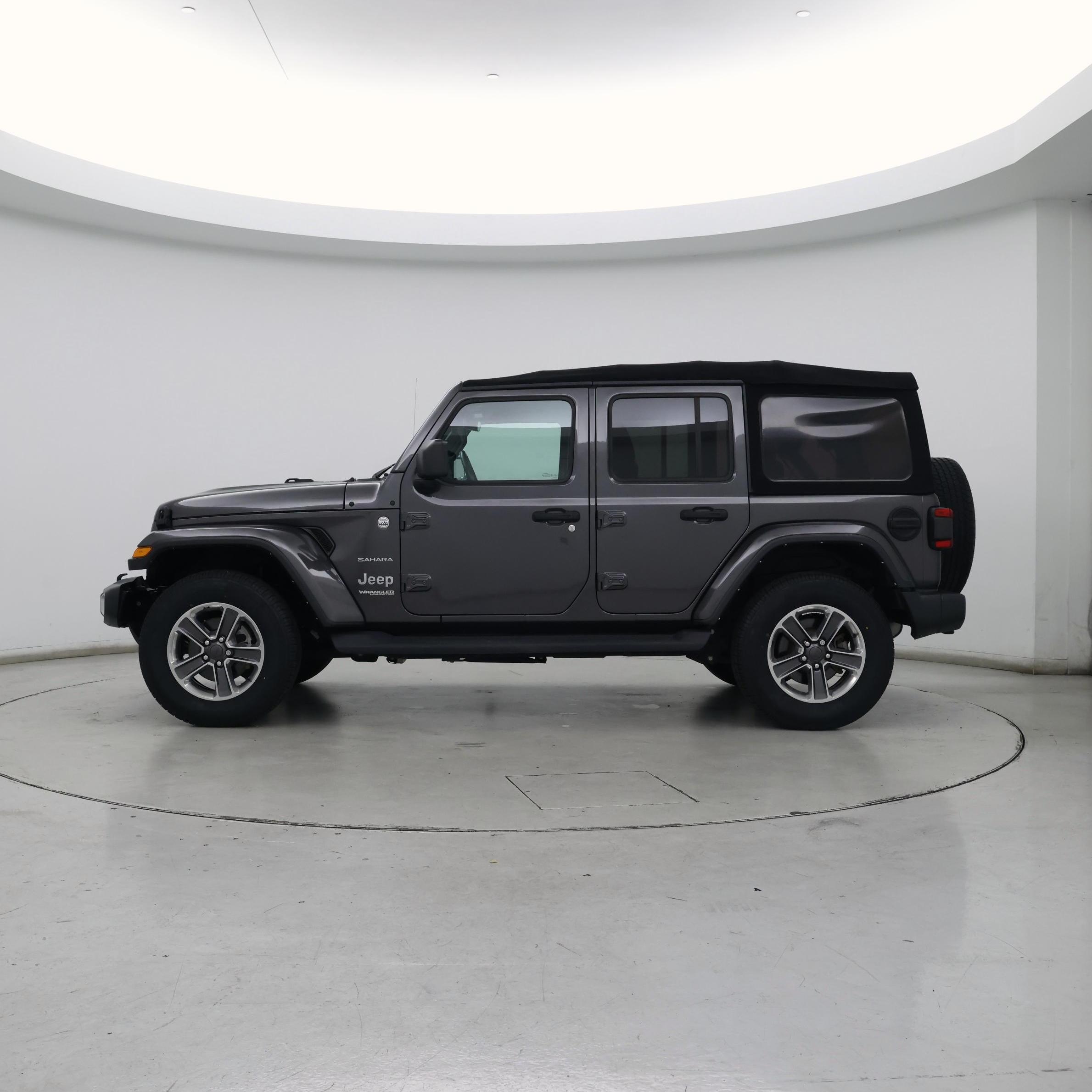 Thumbnail: 2021 Jeep Wrangler - 3
