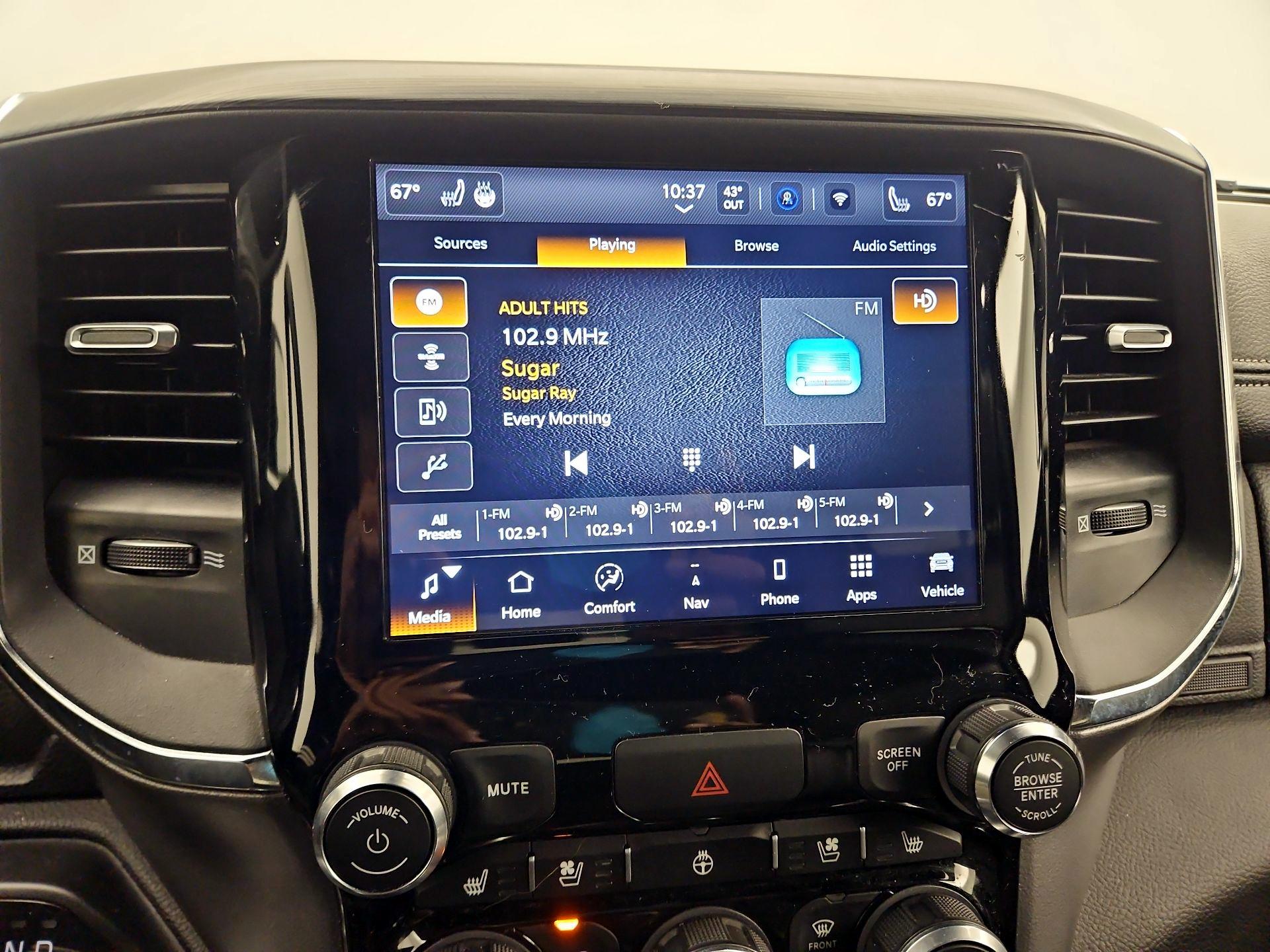 Thumbnail: 2024 RAM 1500 - 16