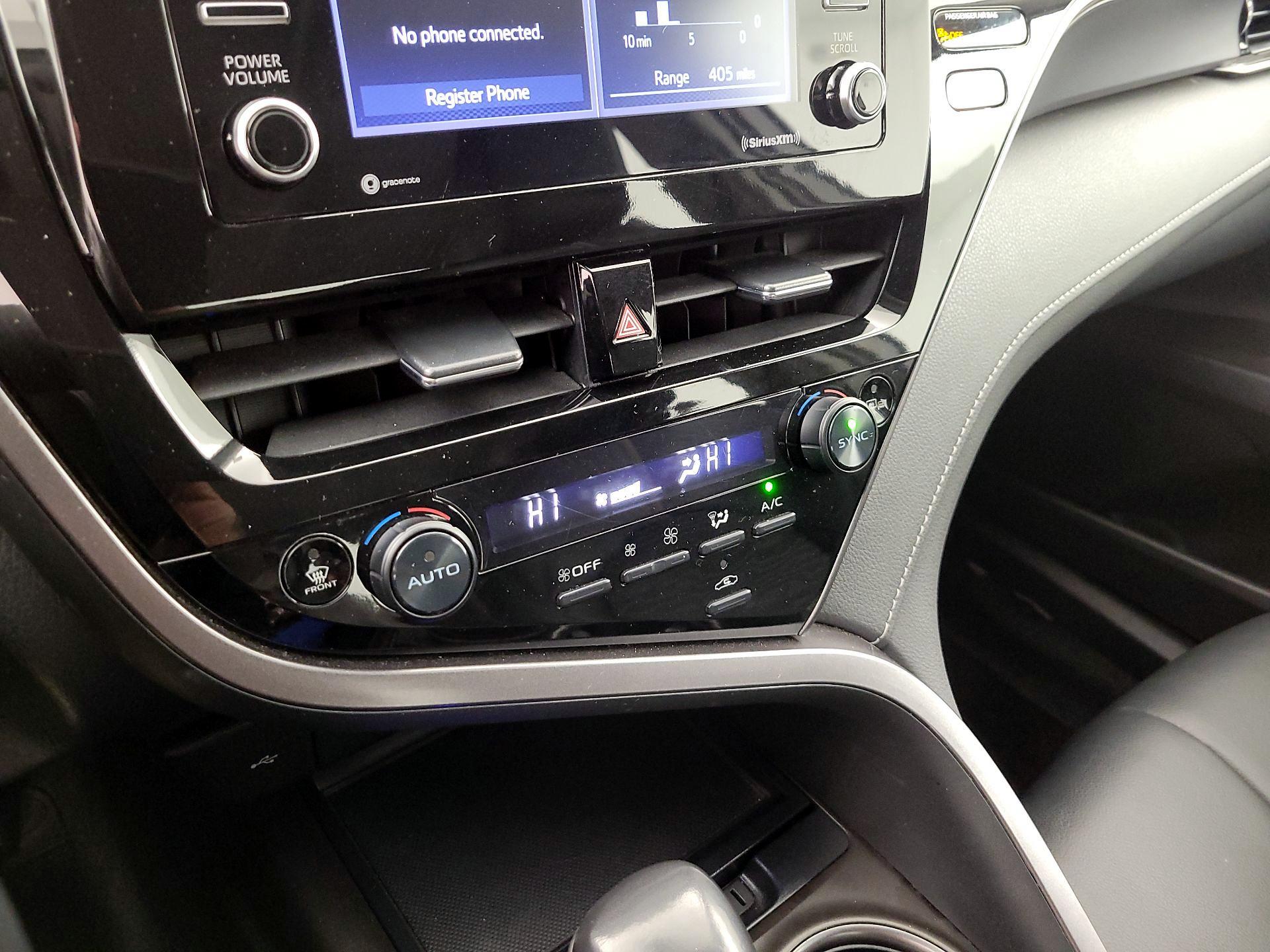 Thumbnail: 2023 Toyota Camry - 17