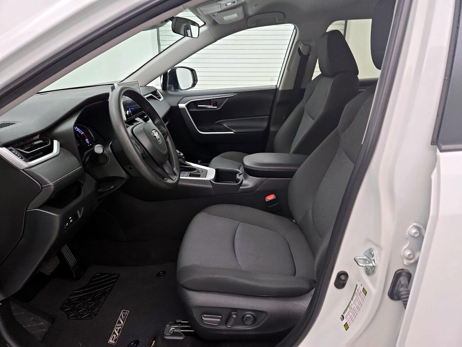 Thumbnail: 2023 Toyota RAV4 - 11