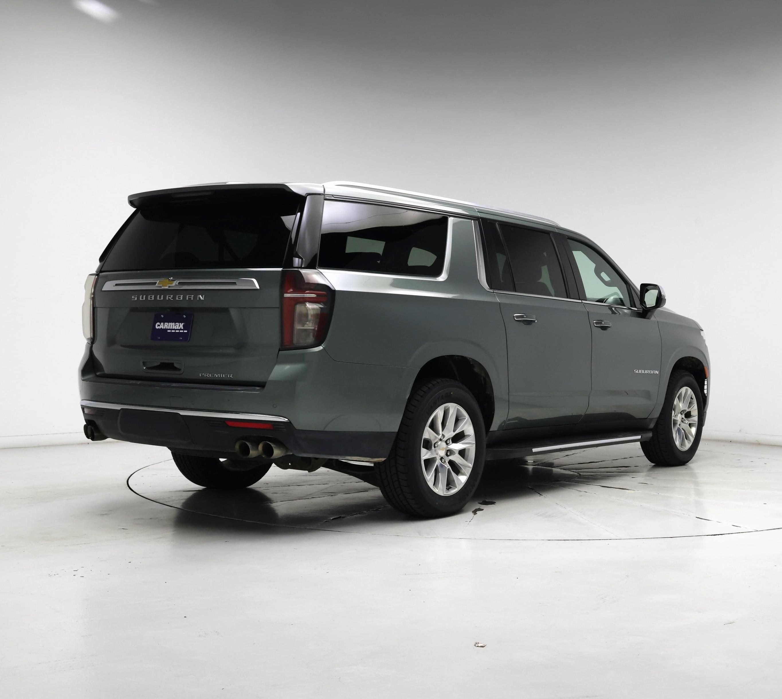 Thumbnail: 2023 Chevrolet Suburban - 8
