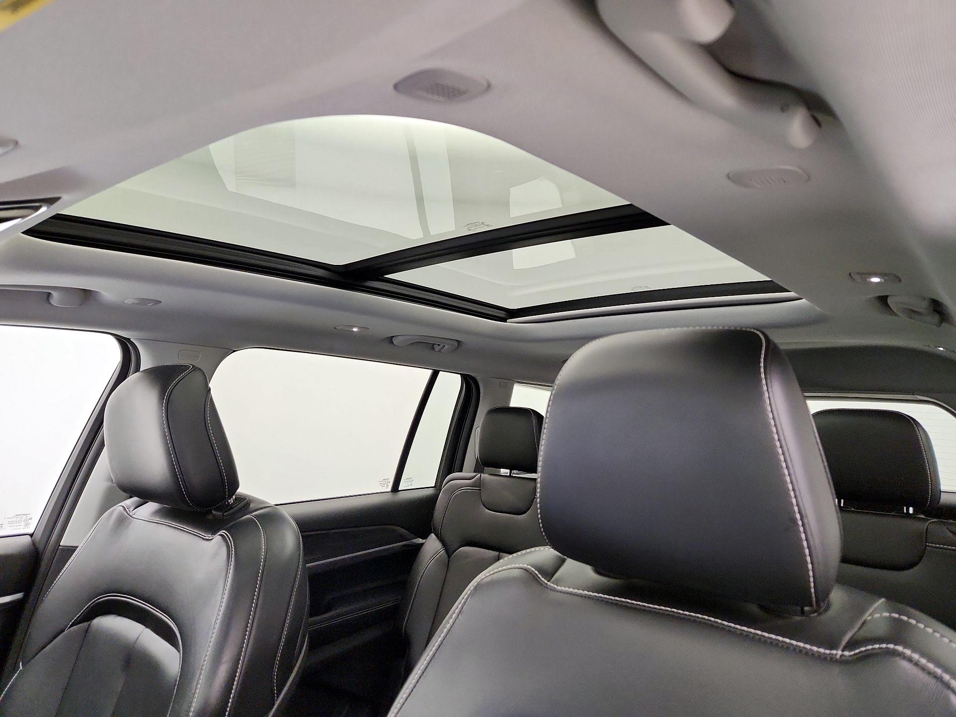 Thumbnail: 2021 Jeep Grand Cherokee L - 20