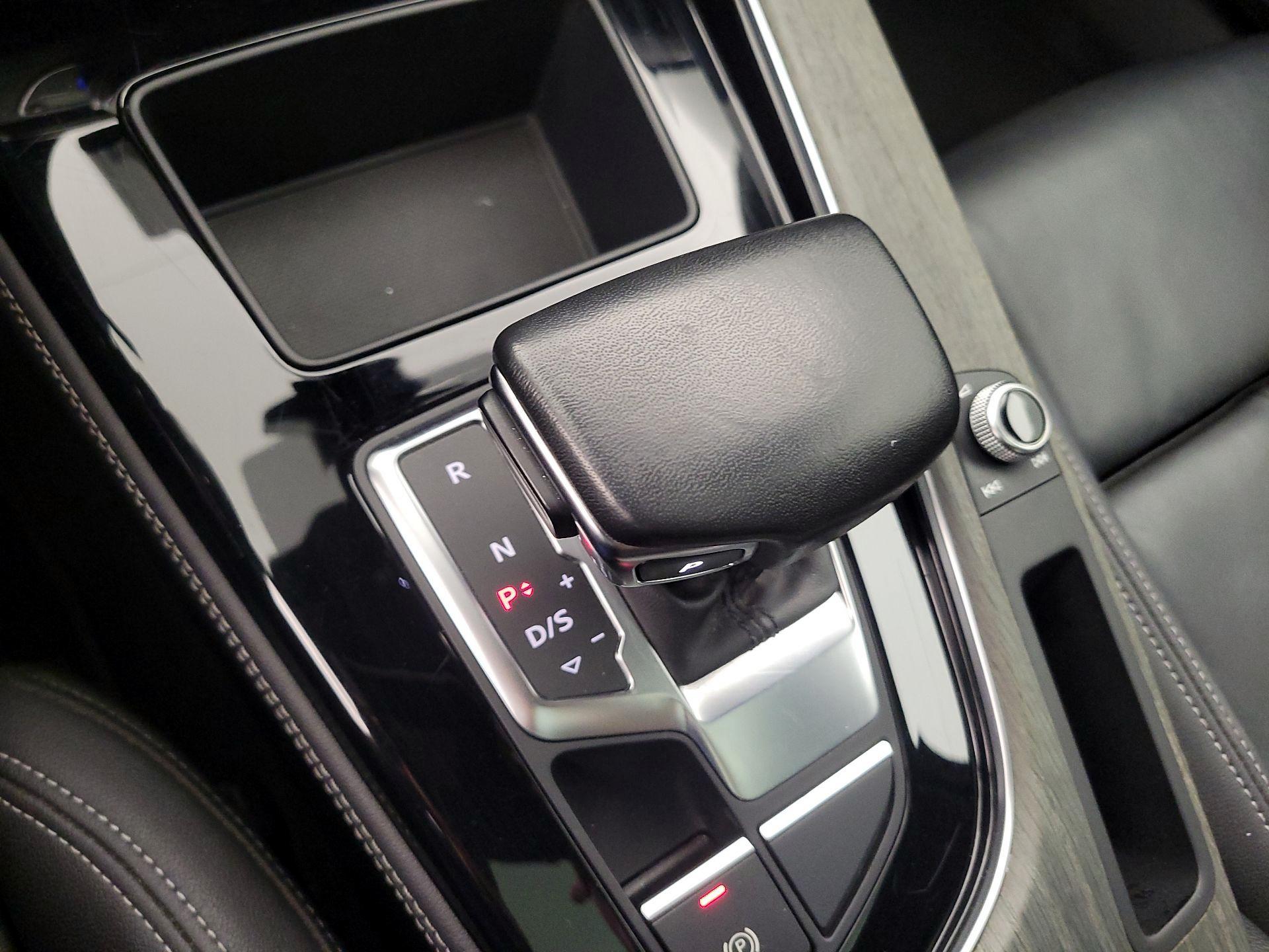 Thumbnail: 2023 Audi A4 - 17