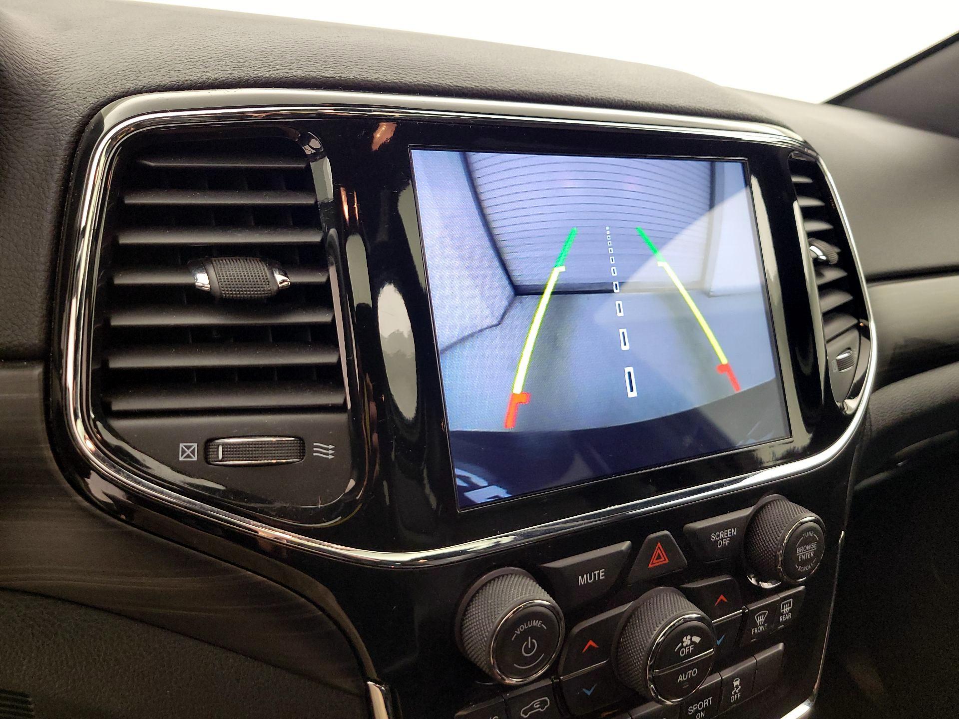 Thumbnail: 2021 Jeep Grand Cherokee - 15