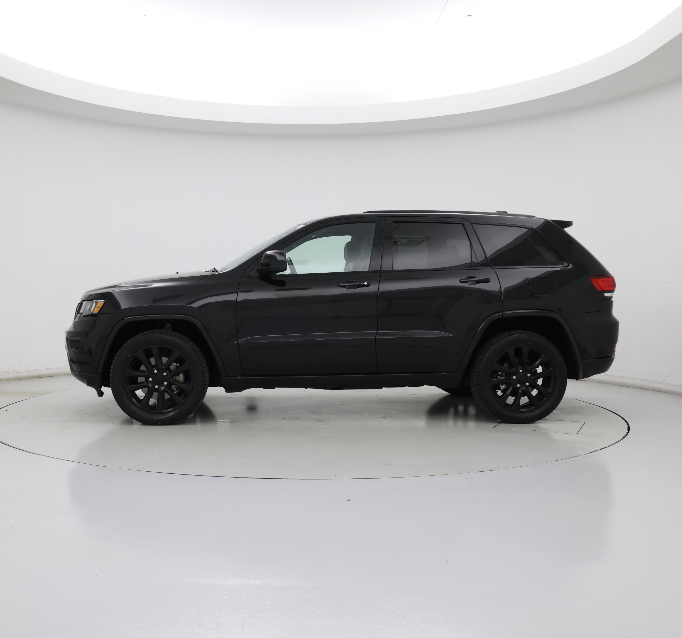 Thumbnail: 2021 Jeep Grand Cherokee - 3