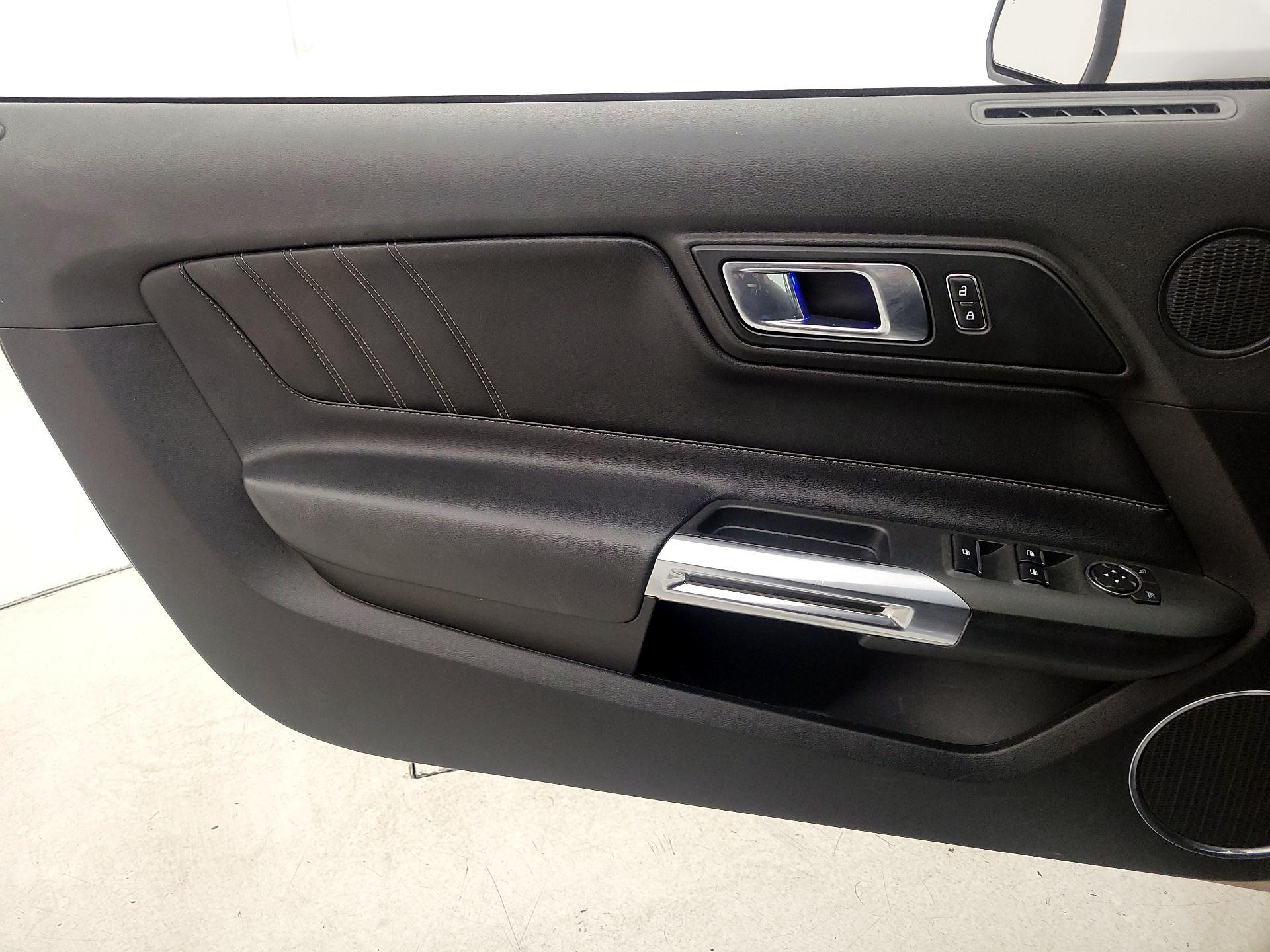 Thumbnail: 2022 Ford Mustang - 12