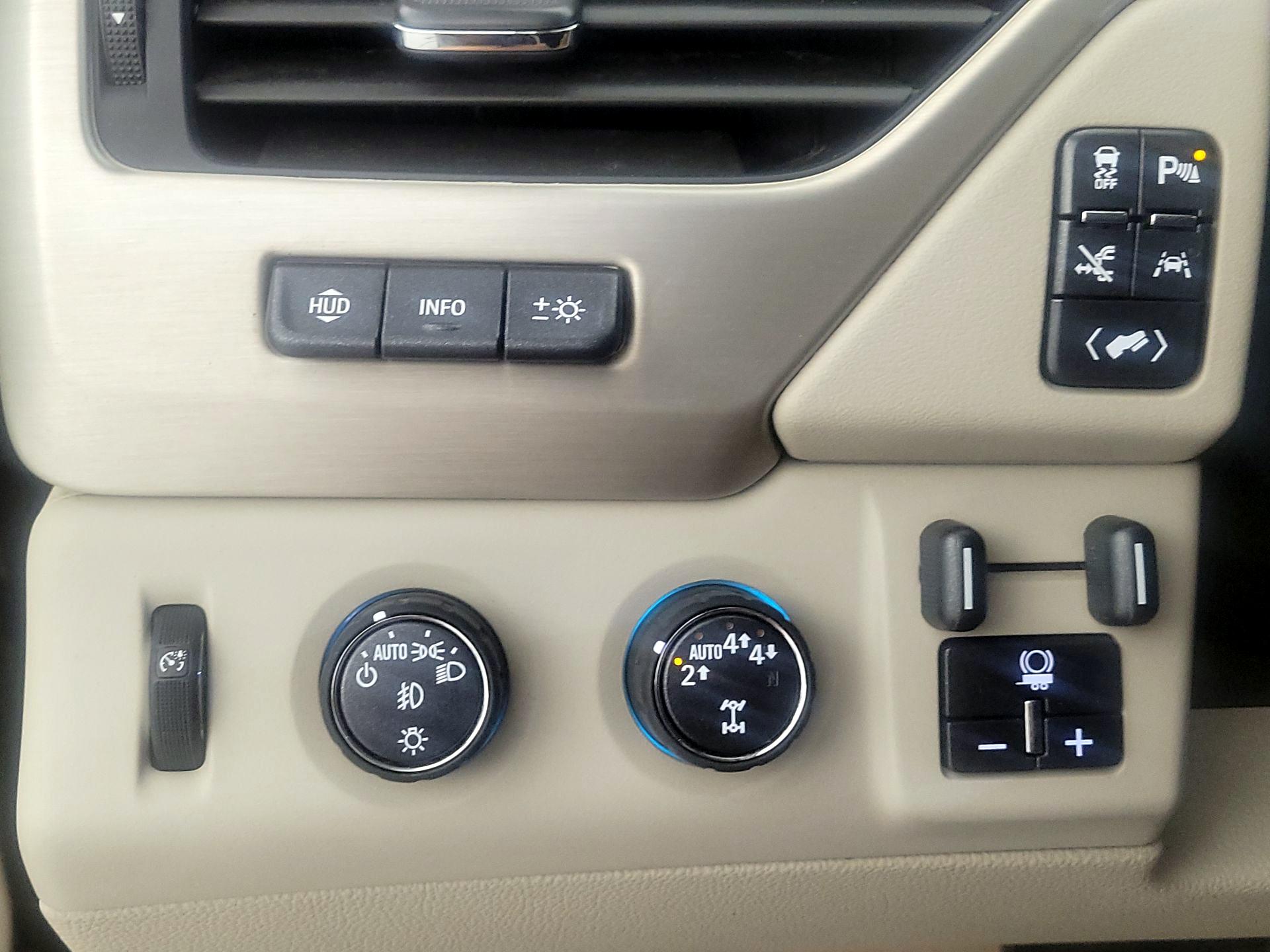 Thumbnail: 2020 GMC Yukon XL - 13