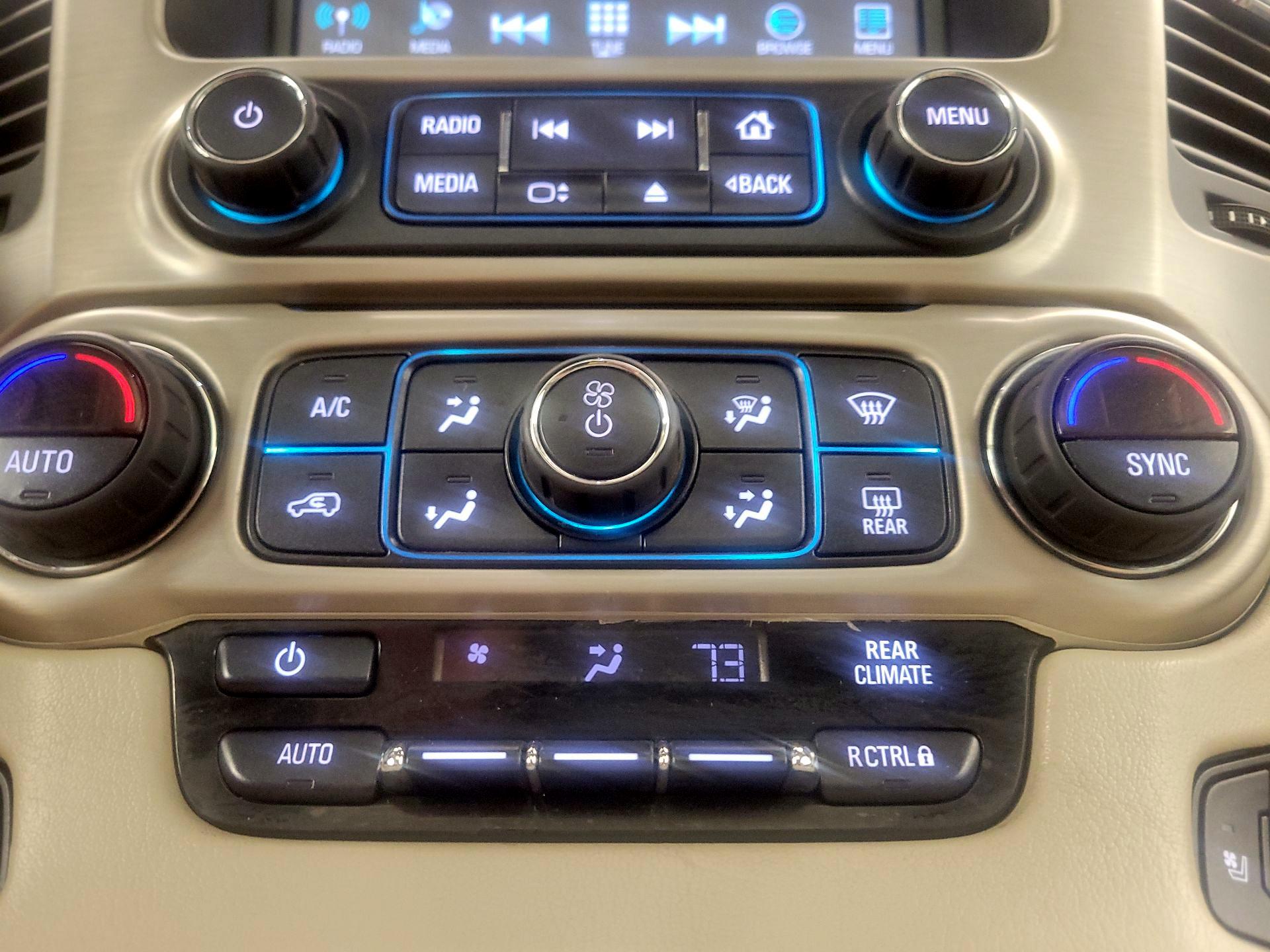 Thumbnail: 2020 GMC Yukon XL - 17