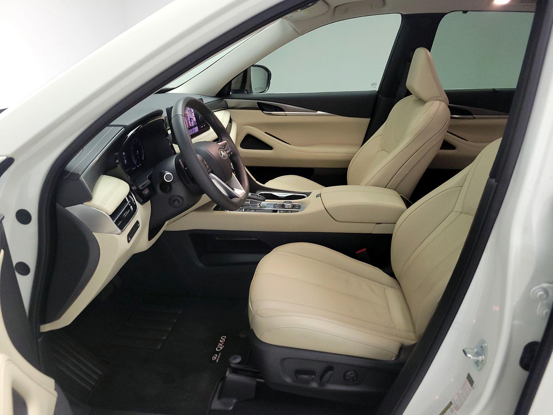 Thumbnail: 2023 INFINITI QX60 - 11