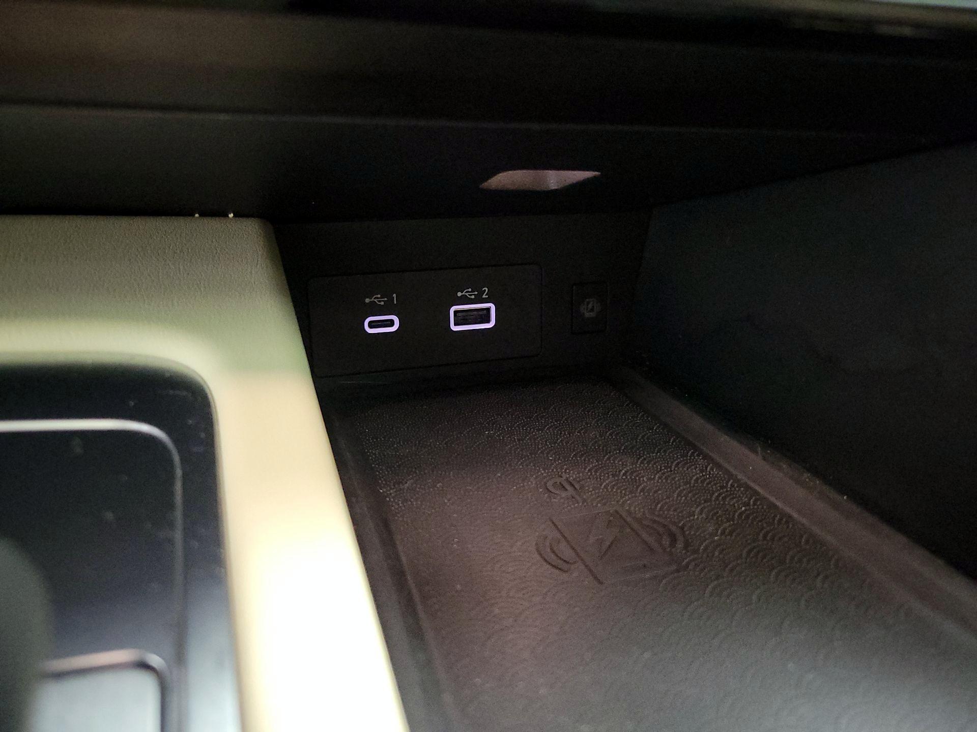 Thumbnail: 2023 INFINITI QX60 - 19