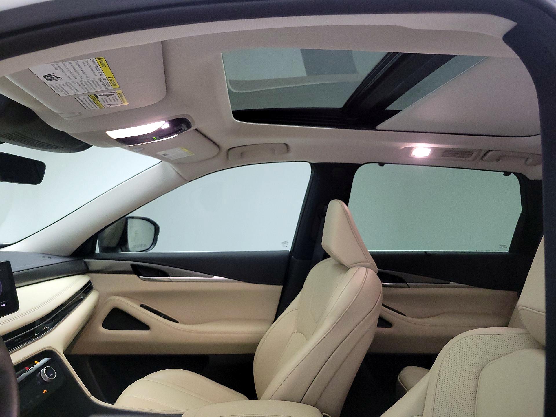 Thumbnail: 2023 INFINITI QX60 - 20