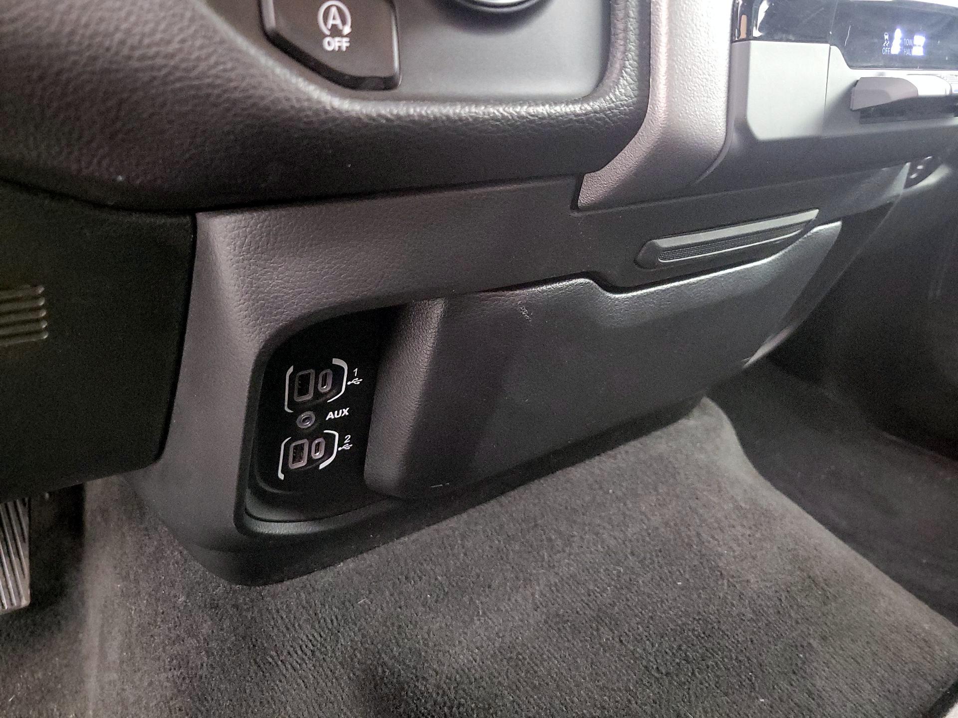 Thumbnail: 2022 RAM 1500 - 18