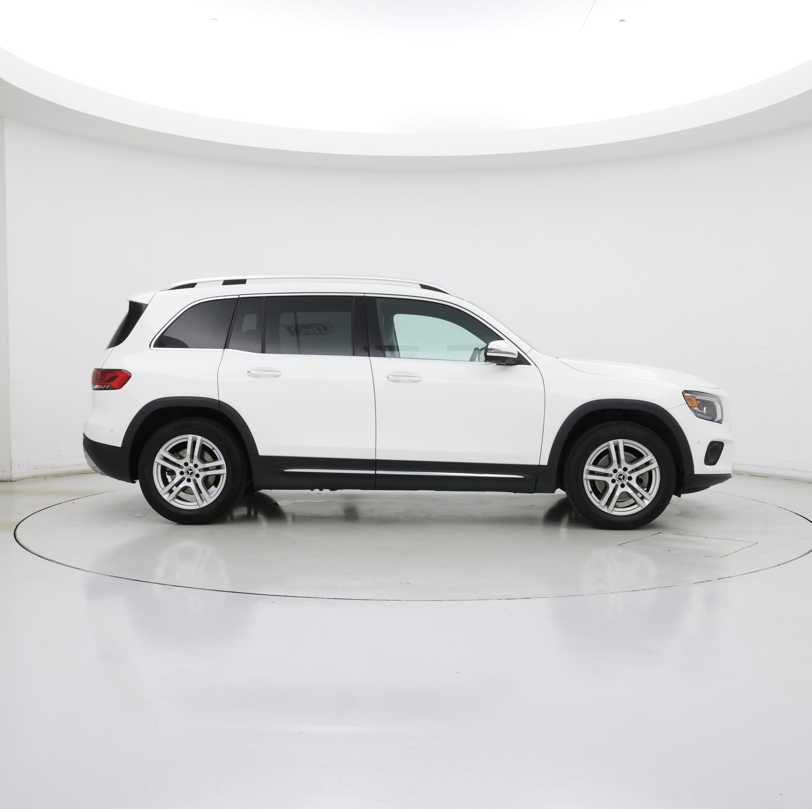 Thumbnail: 2022 Mercedes-Benz GLB - 7