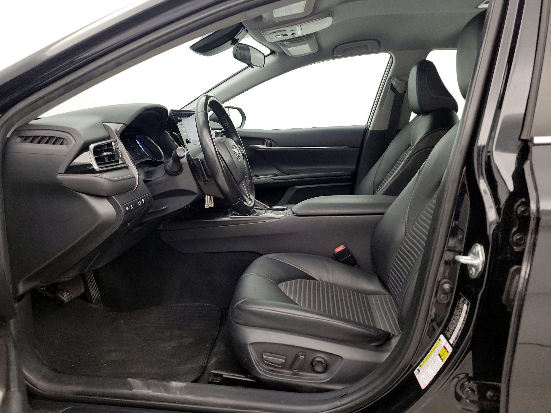 Thumbnail: 2023 Toyota Camry - 11