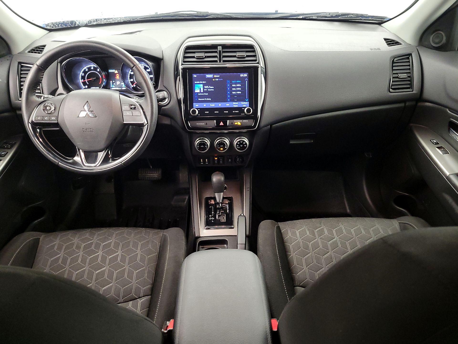 Thumbnail: 2020 Mitsubishi Outlander Sport - 9